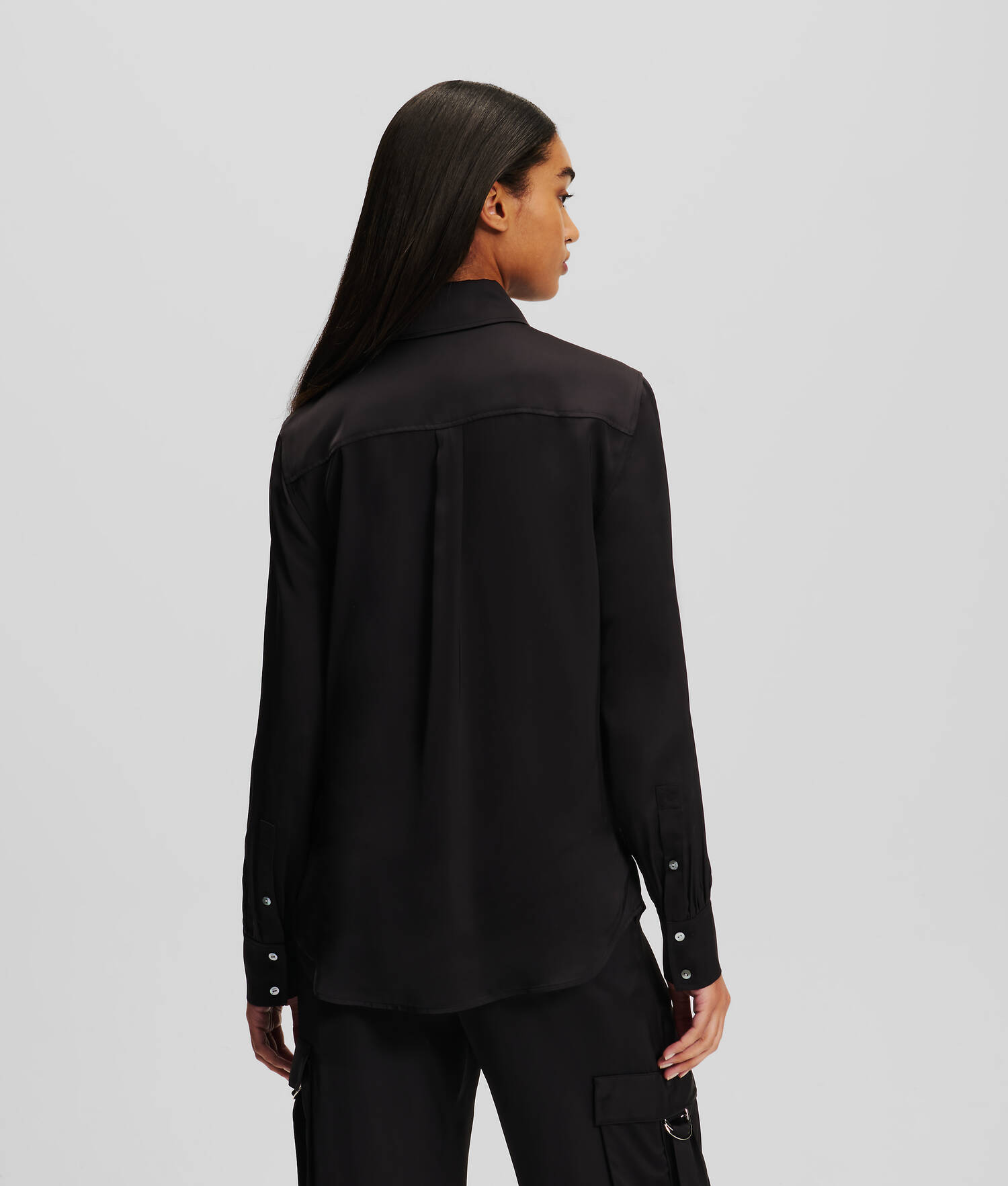 CHEMISE CARGO EN SATIN