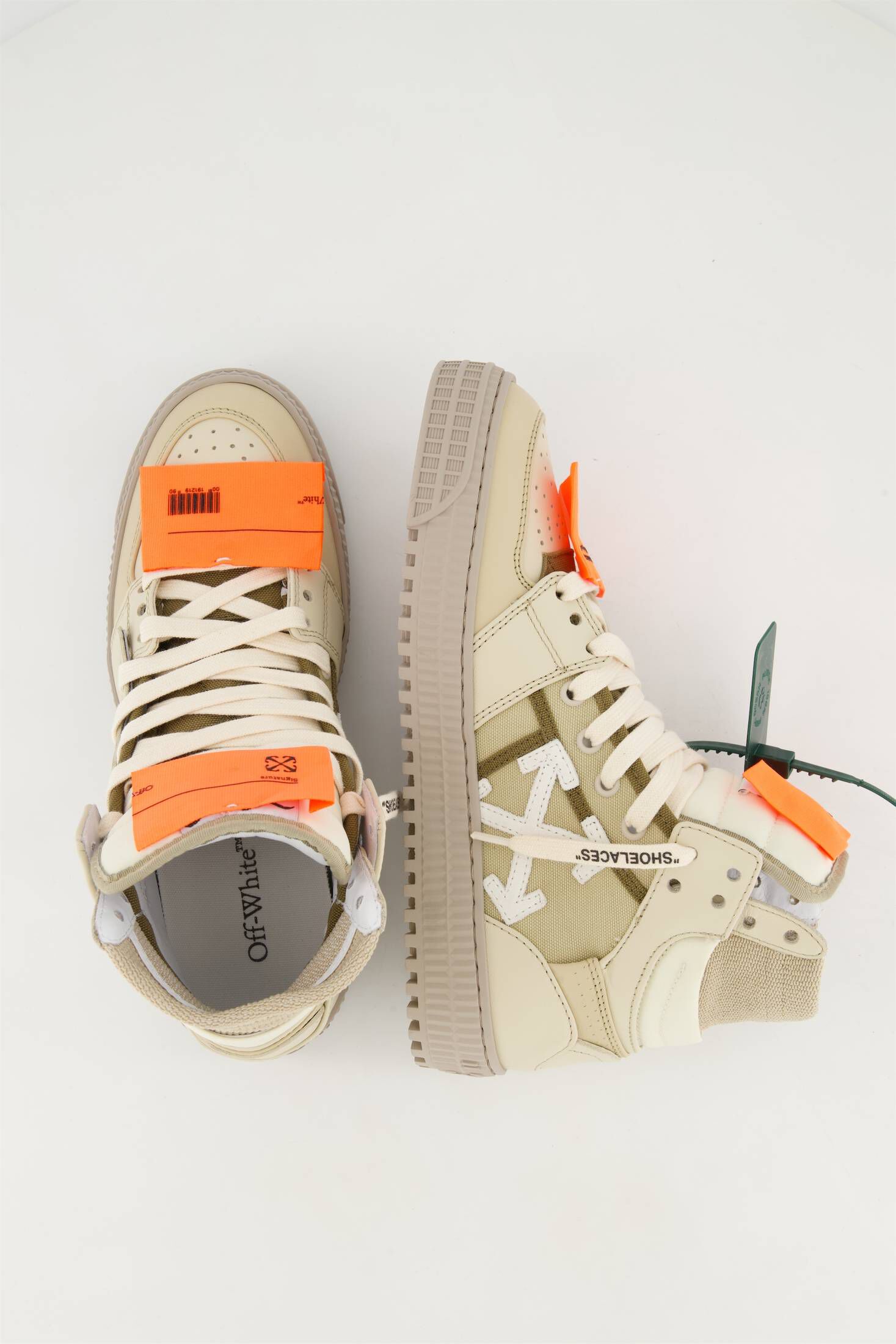 Off-White| Damen Sneaker 3.0 OFF COURT CALF LEATHER