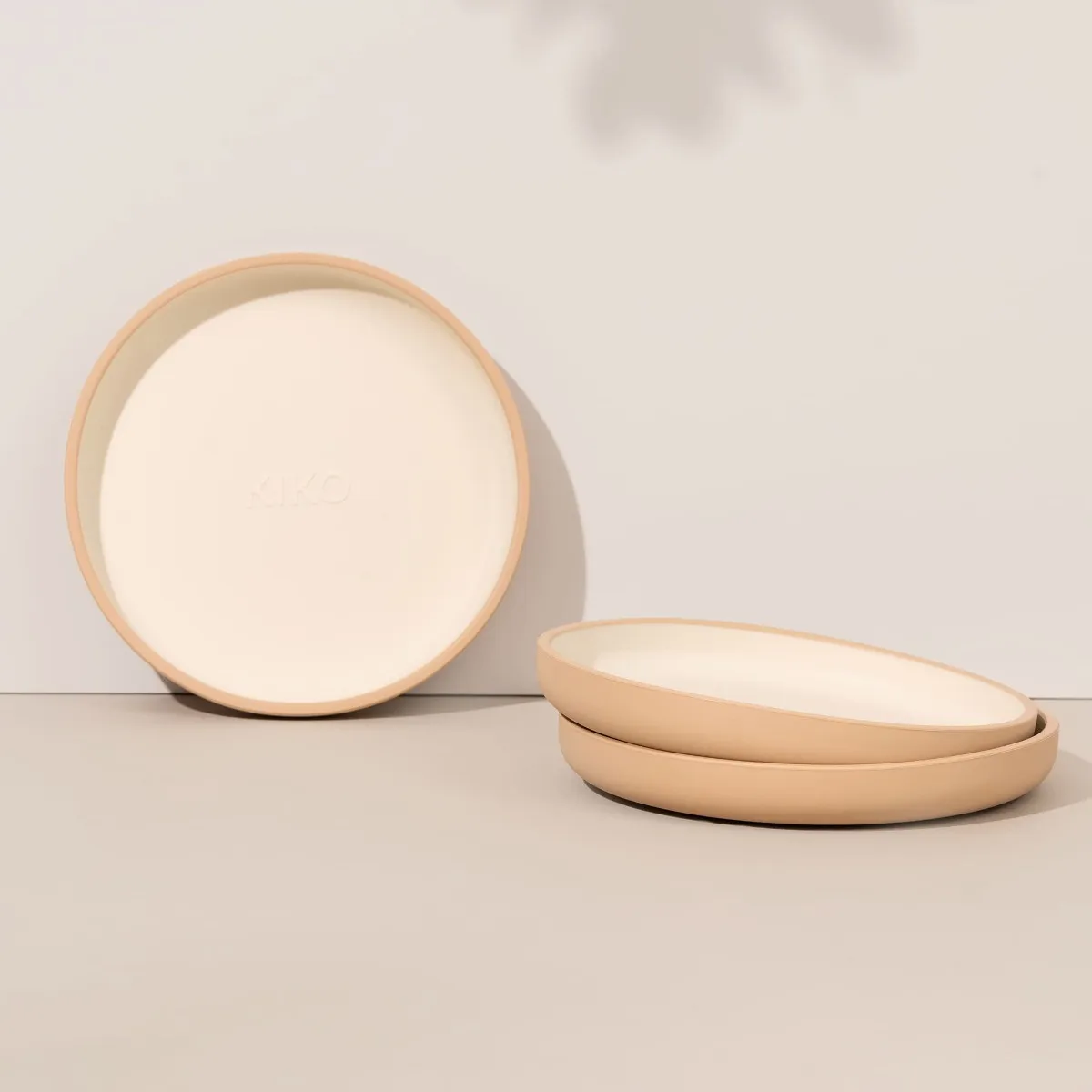 Kiko The Label Assiette à Ventouse en Silicone - Sable