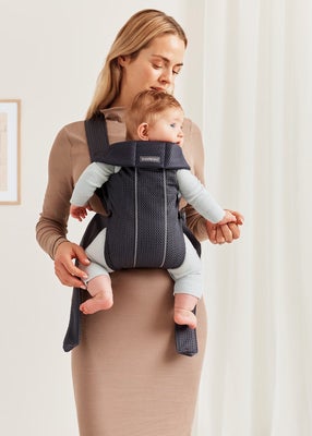 BabyBjörn Mini Bæresele 3D Mesh, Anthracite