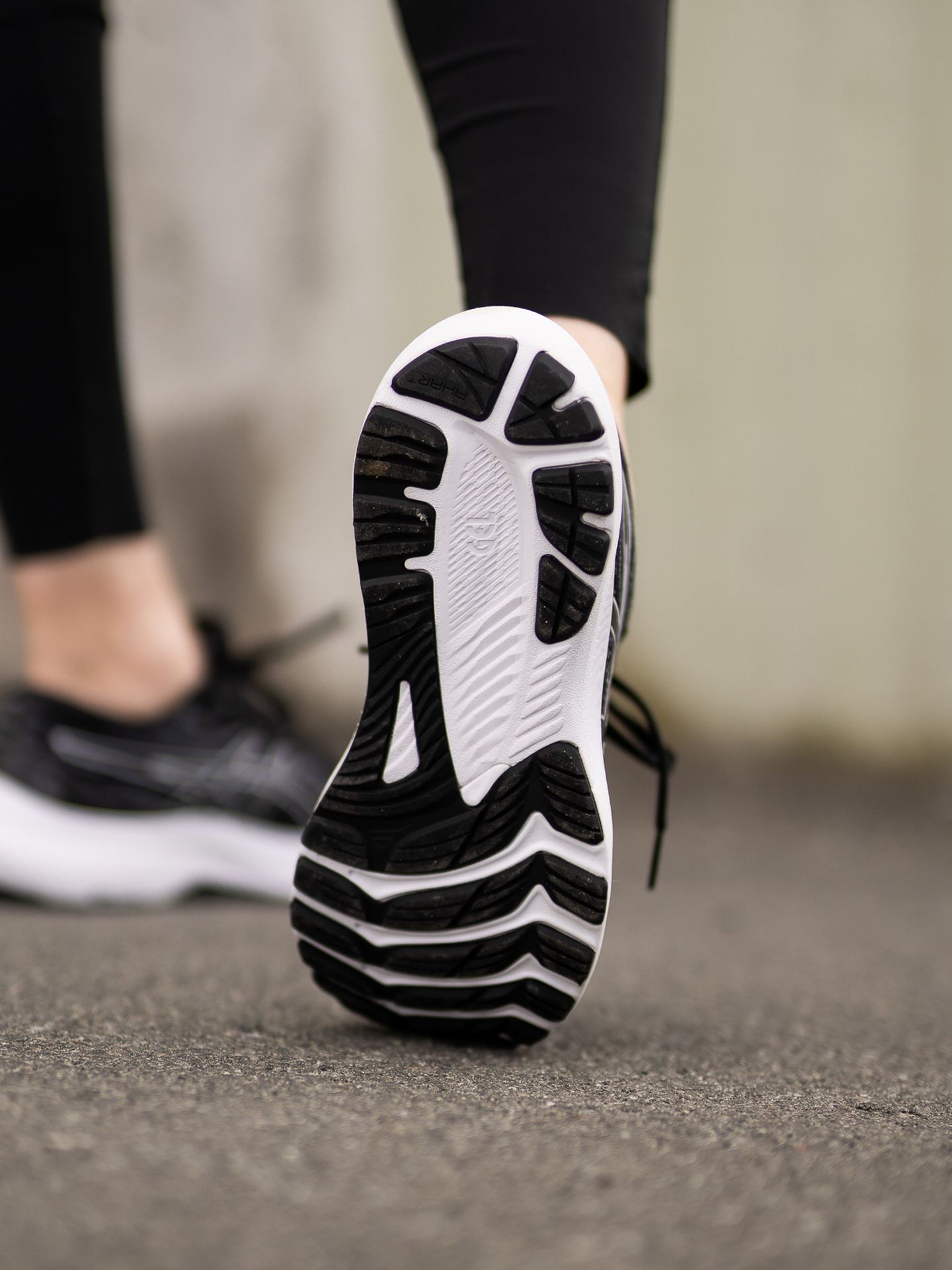 Gel-Kayano 29