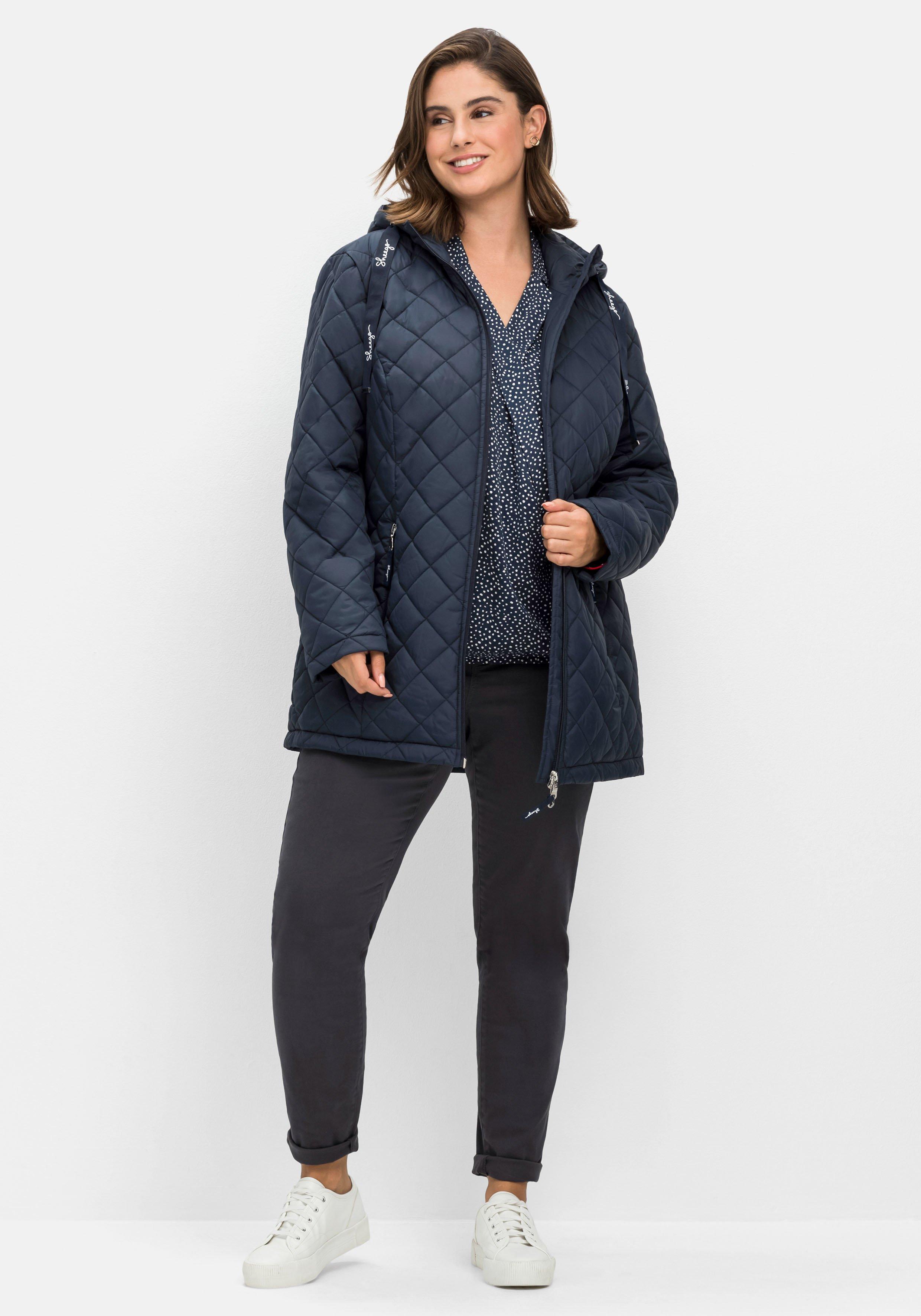 Steppjacke mit Kapuze und bedrucktem Futter