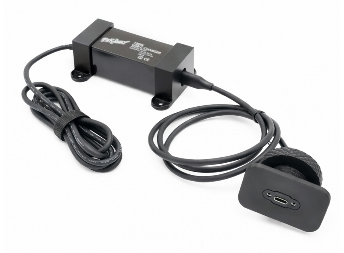 Pekaway PLA-10 100W 12/24V naar USB-C inbouwlader - rechthoek kunststof zwart