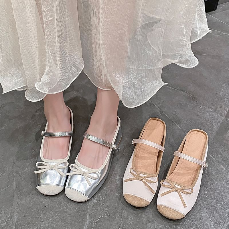 Nikao - Cap Toe Bow Chunky Heel Mules