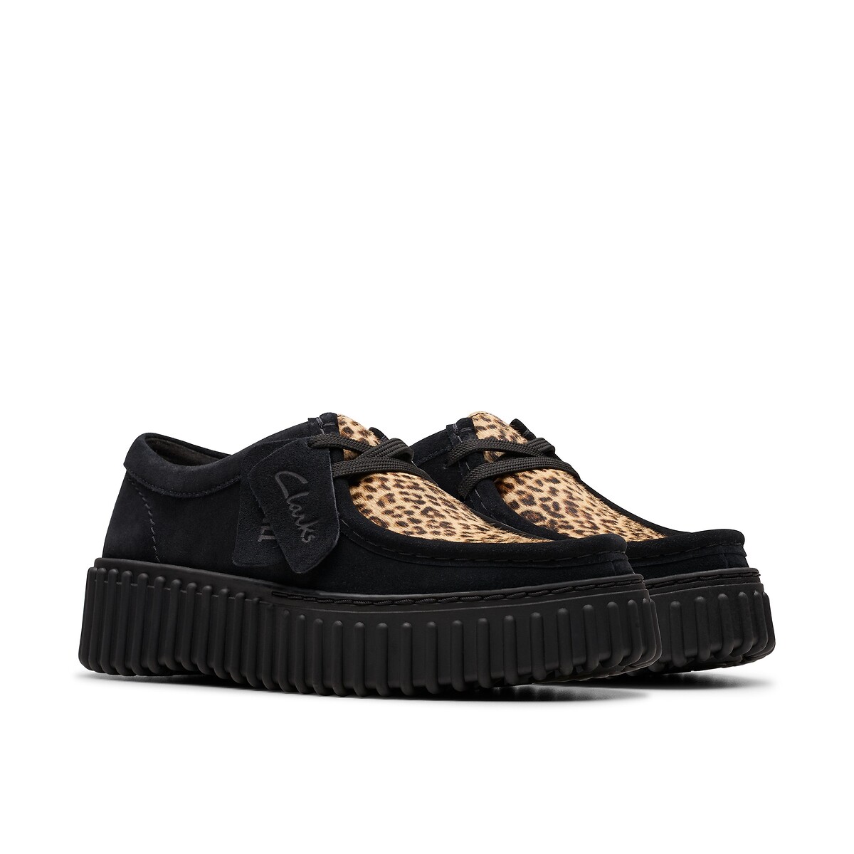 CLARKS<br>Derbies em couro camurça Torhill Bee