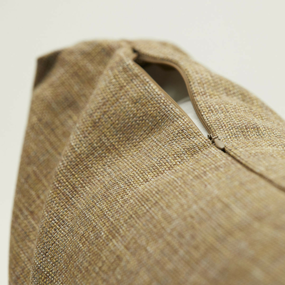 Coussin pour fauteuil avec garnissage fine camel