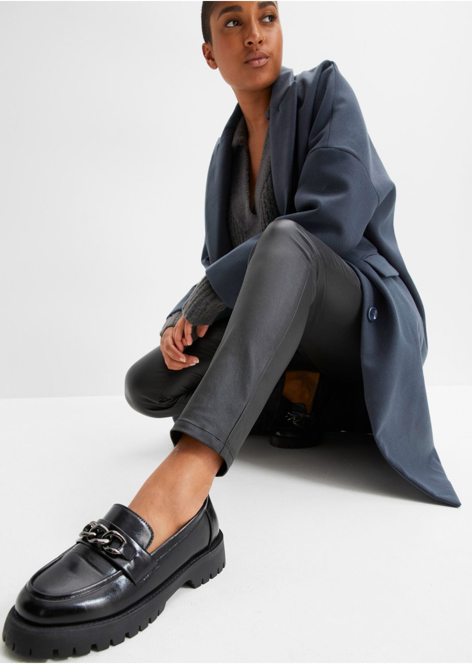 Pantalon push-up enduit au look métallique