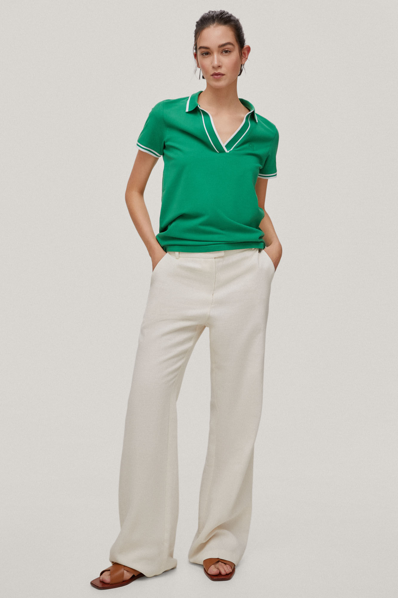 Camisa polo de manga curta com decote profundo - Verde