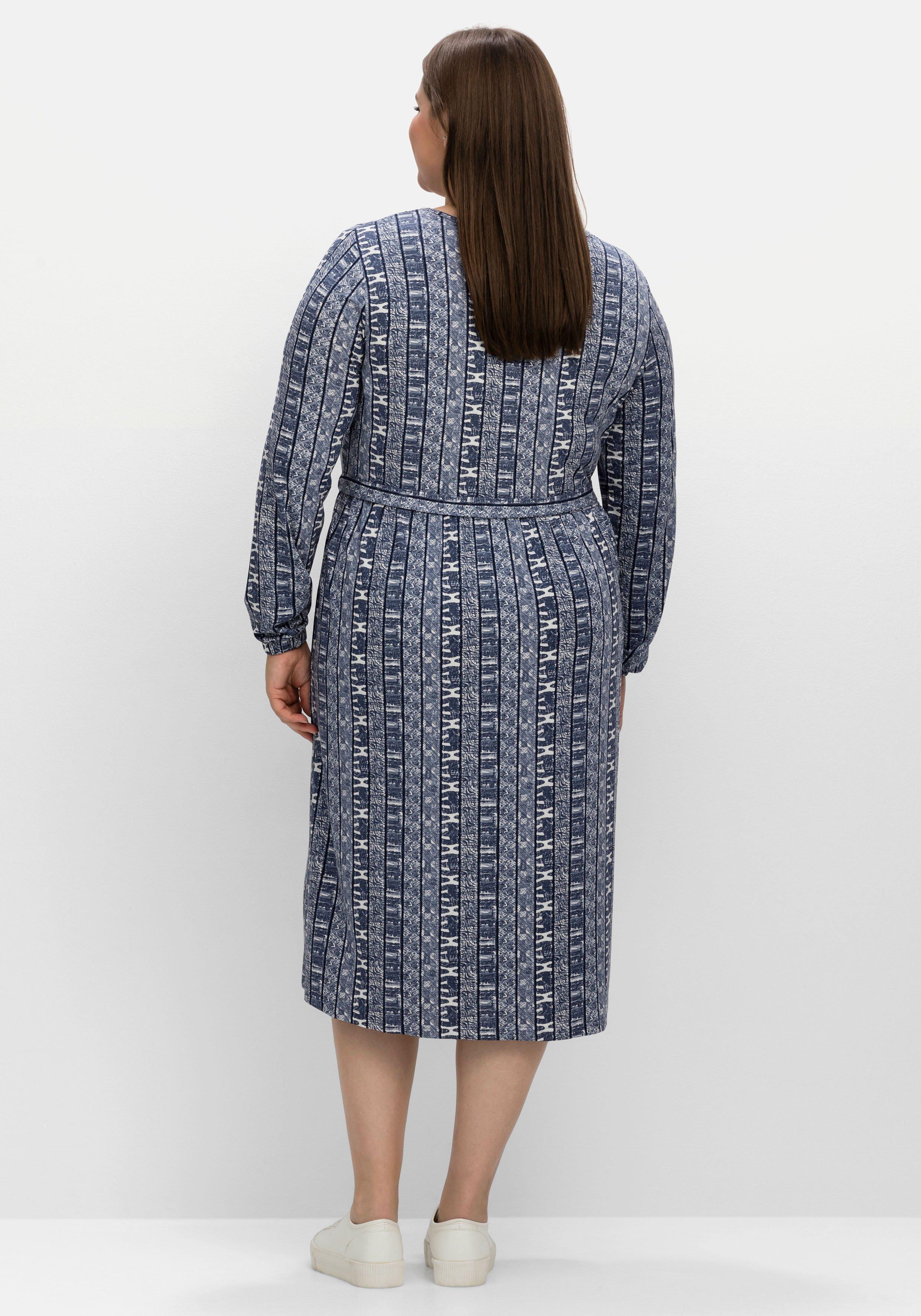 Jerseykleid mit Streifendruck, in Midilänge