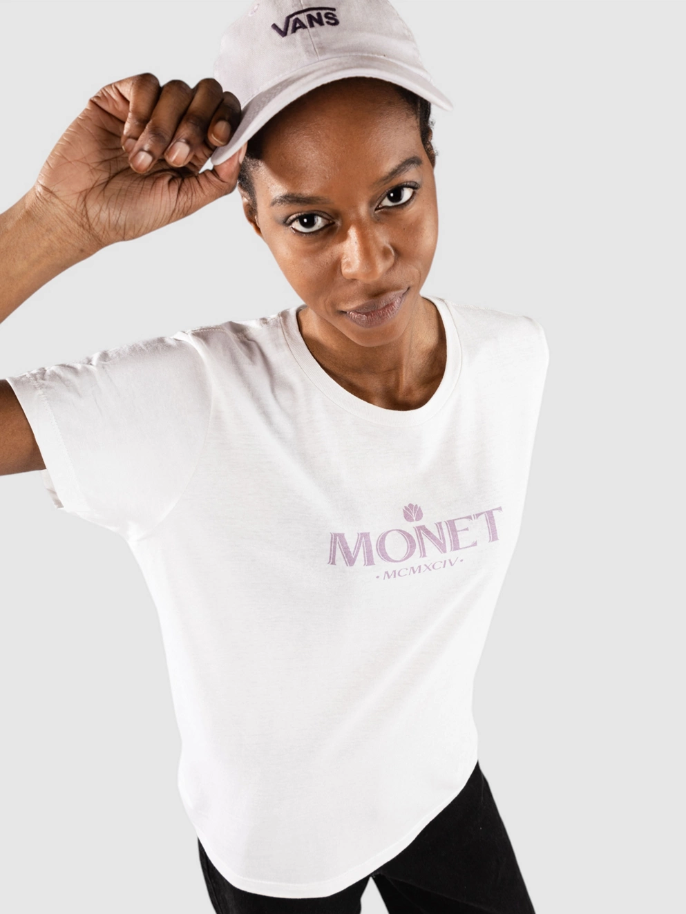 Monet Skateboards Old Money T-Shirt white cap off white