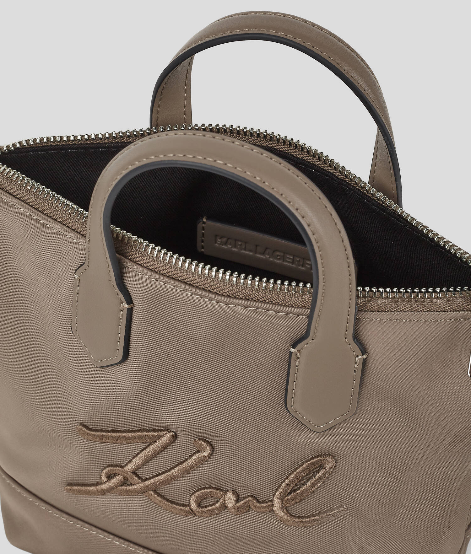 PETIT SAC CABAS EN NYLON K/SIGNATURE