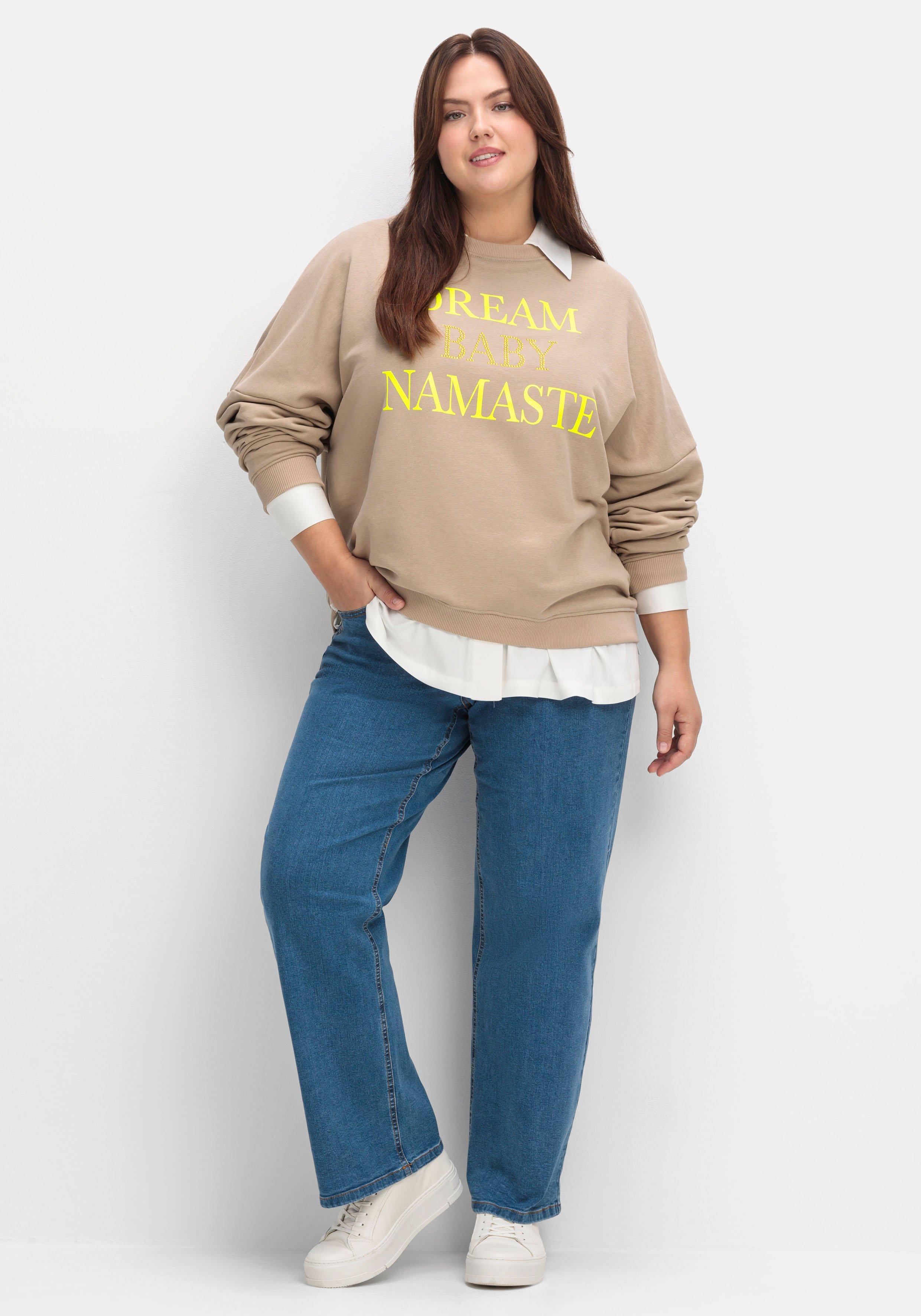 Sweatshirt mit Wordingprint und Strassapplikation