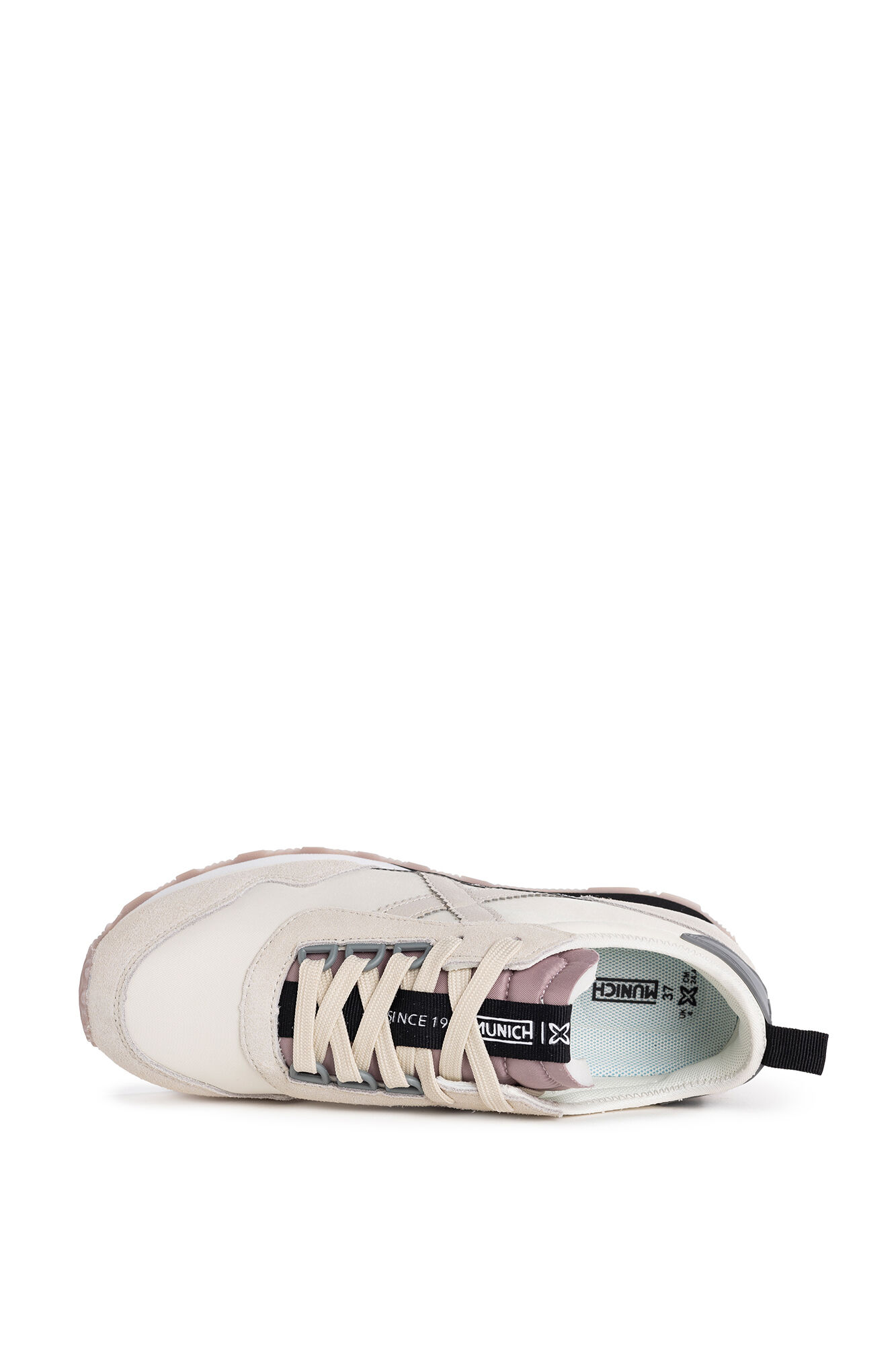 Um Sky Sneakers