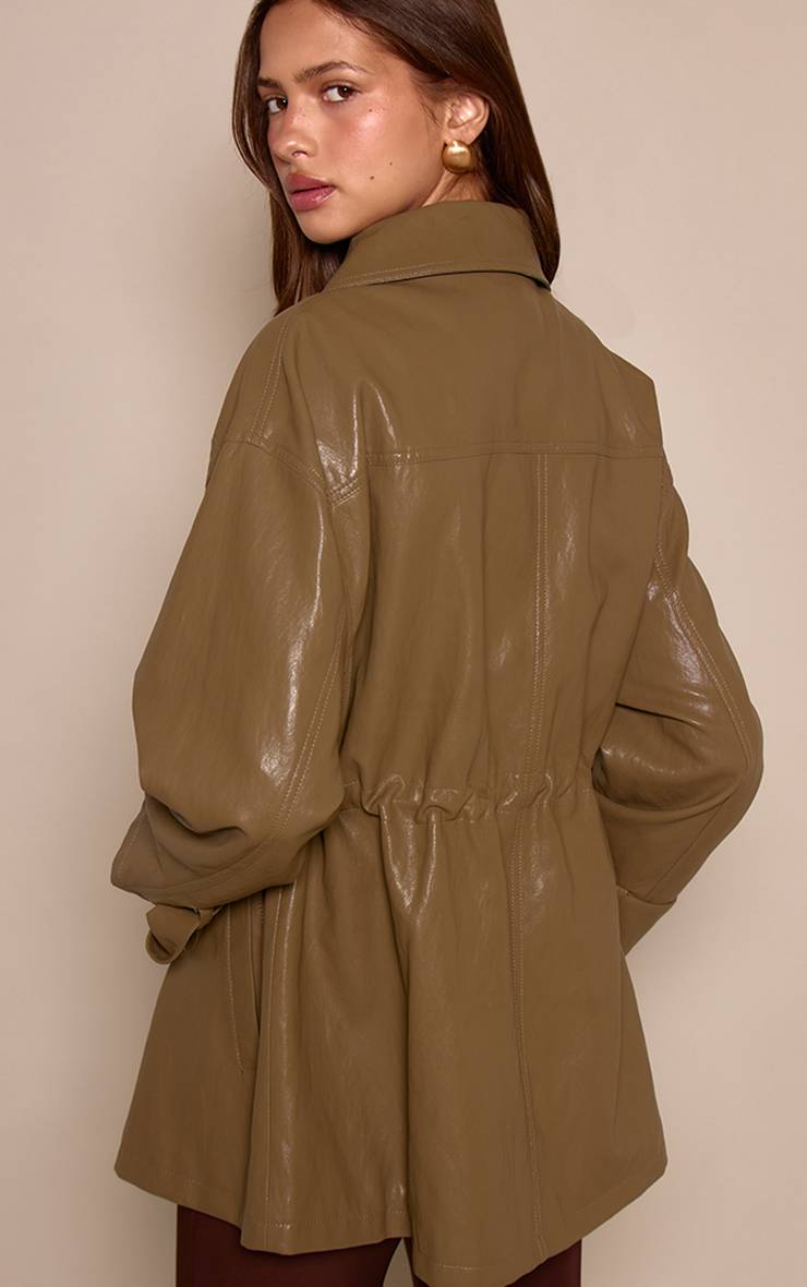 Vert Olive Veste Cintrée En Synthétique Brillant Texturé