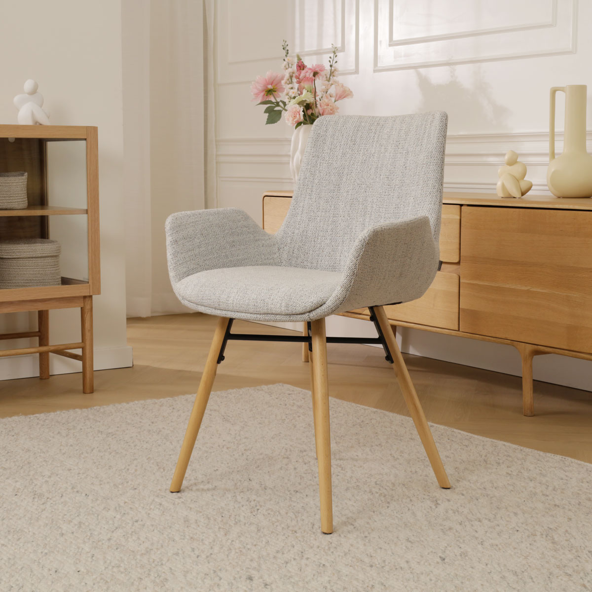 Eetkamerstoel Nena-Eef beige gemêleerd - houten onderstel