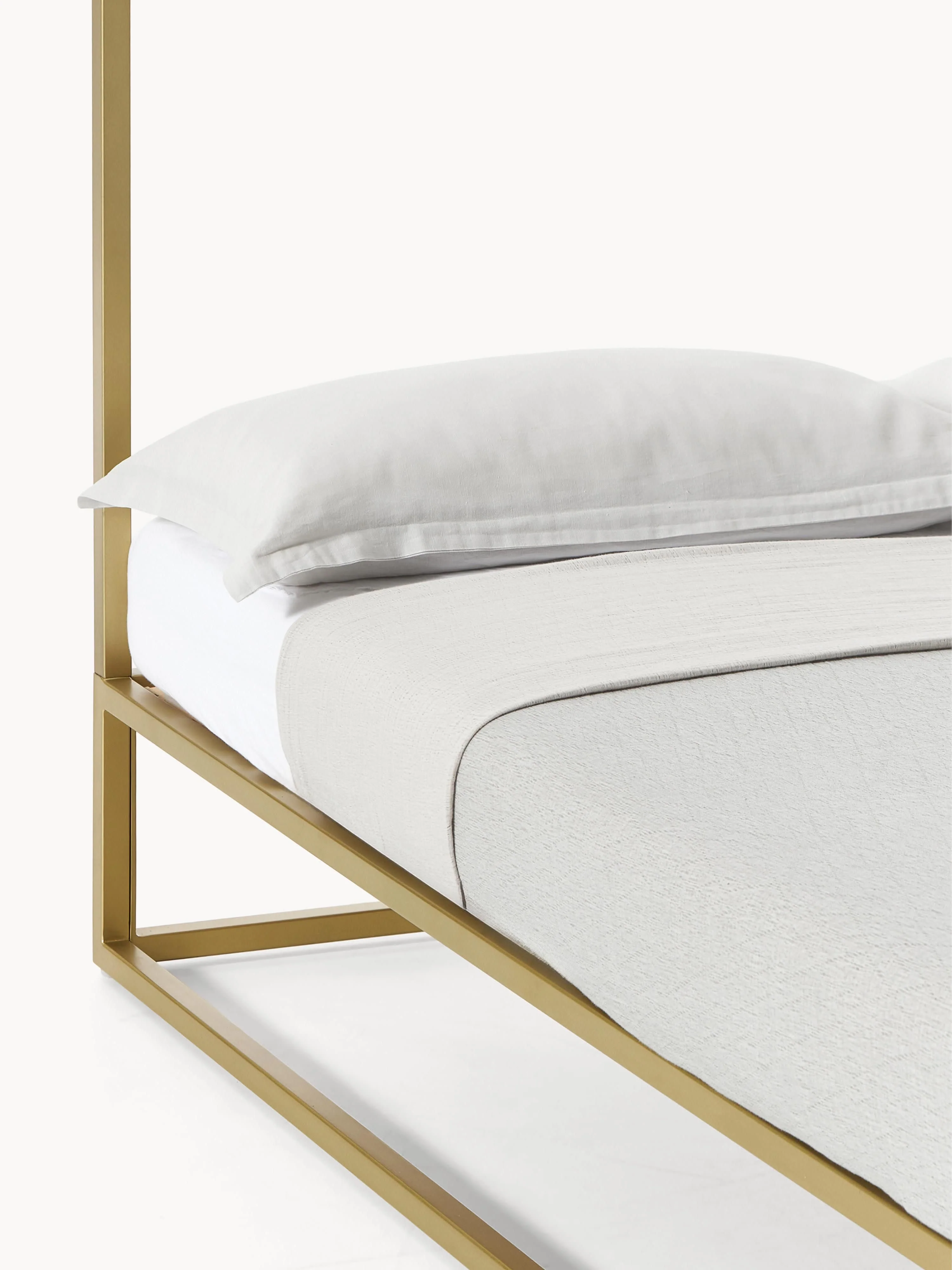 Hemelbed Belle van metaal