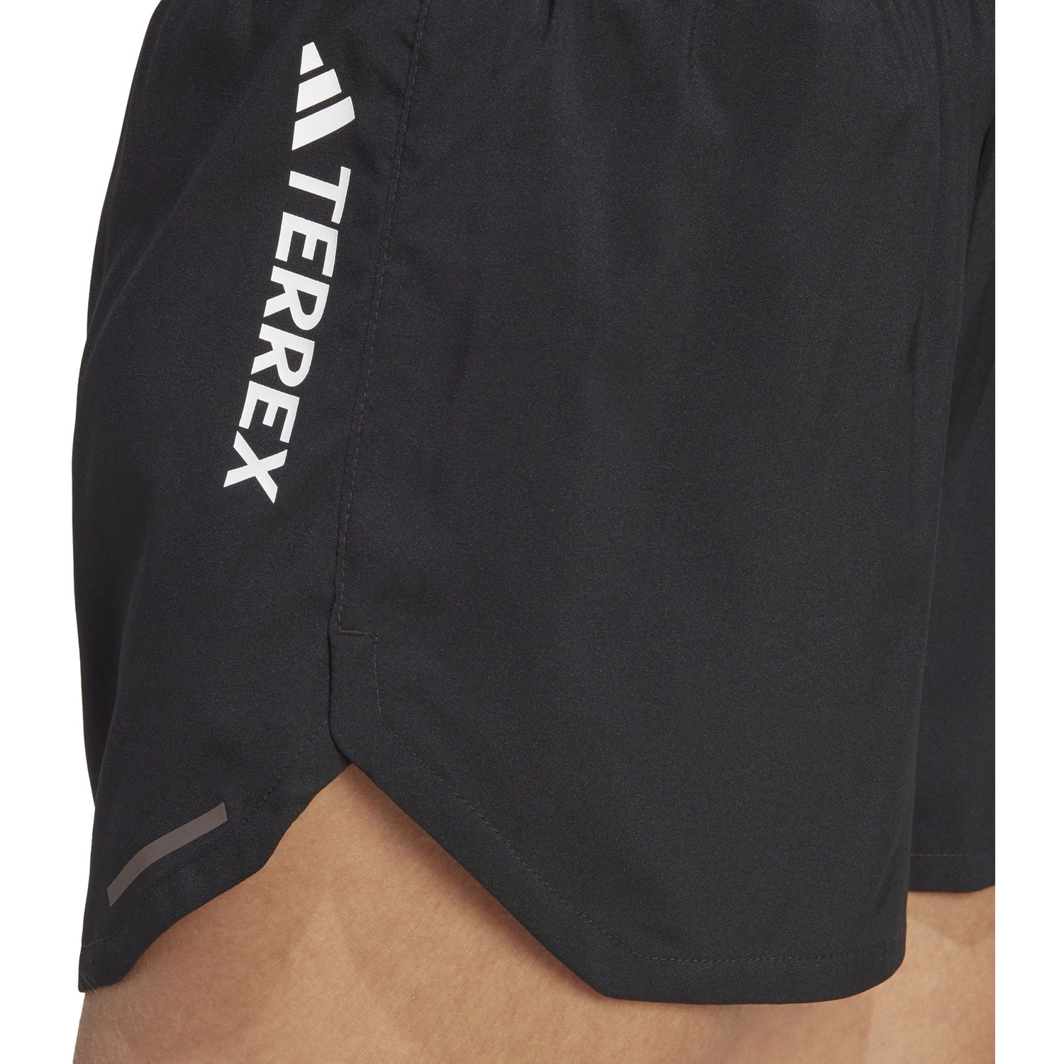 adidas AGR 3'' Short Dames