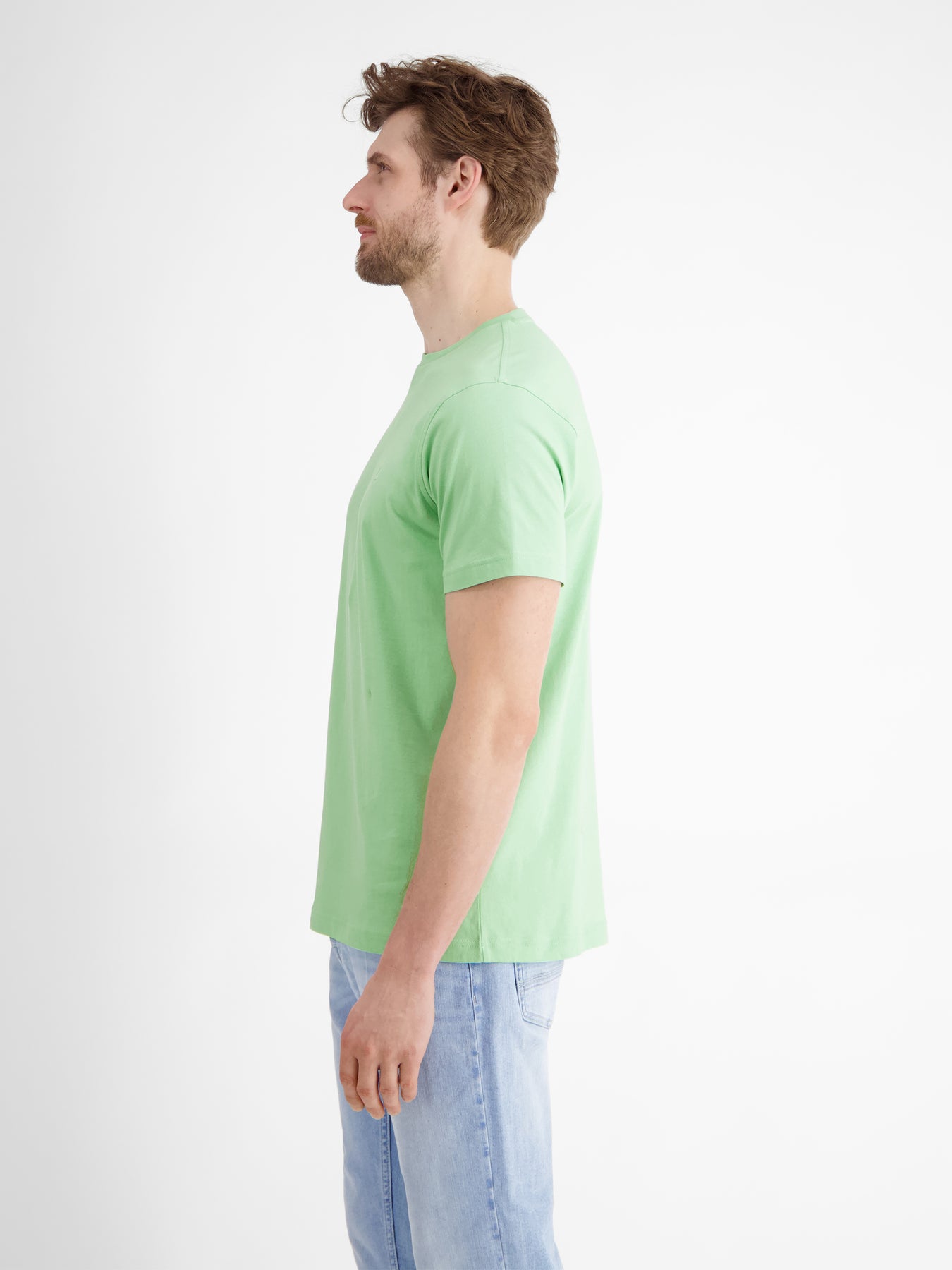Basic T-Shirt mit Logostitch, unifarben