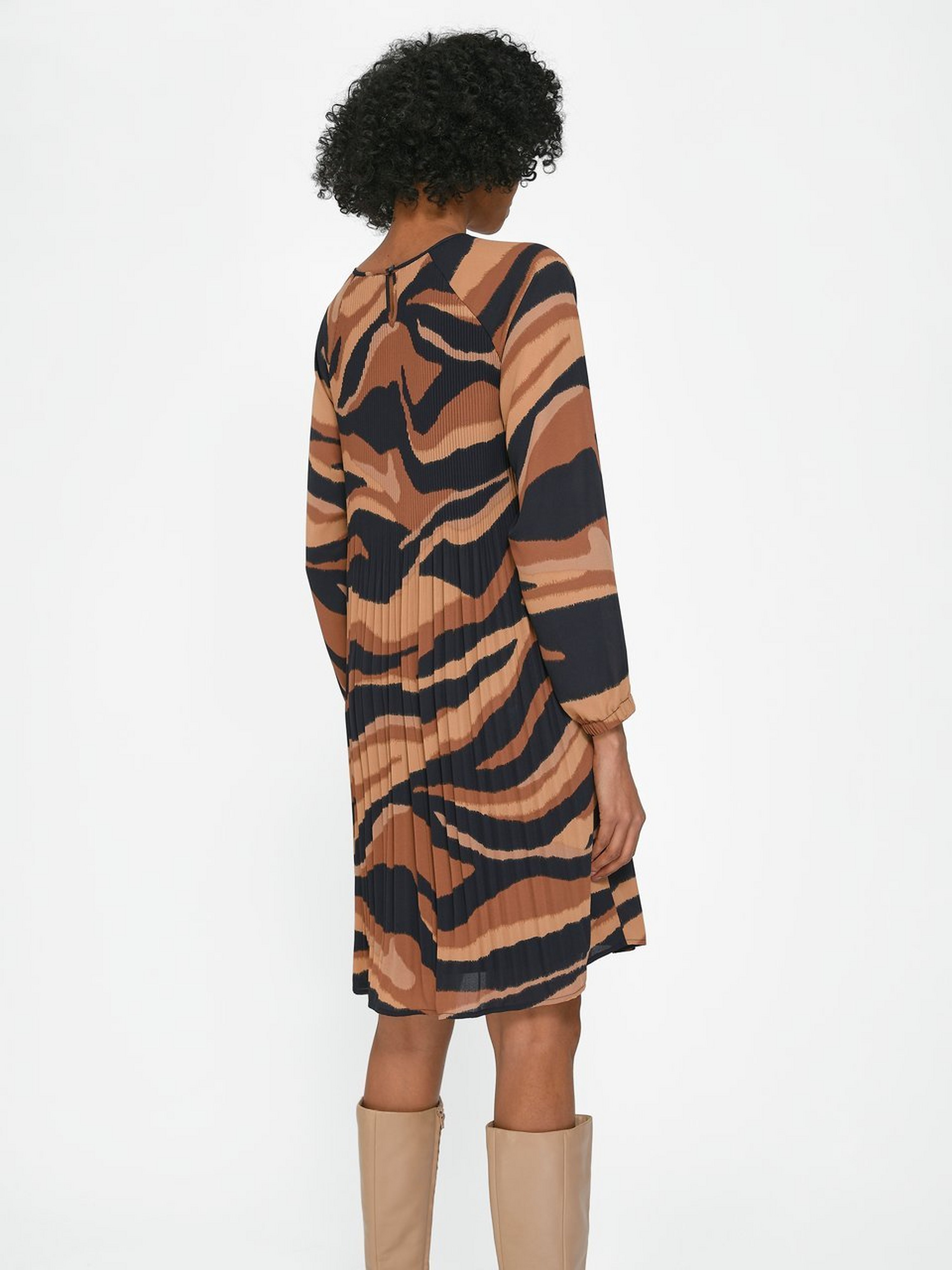 Kleid