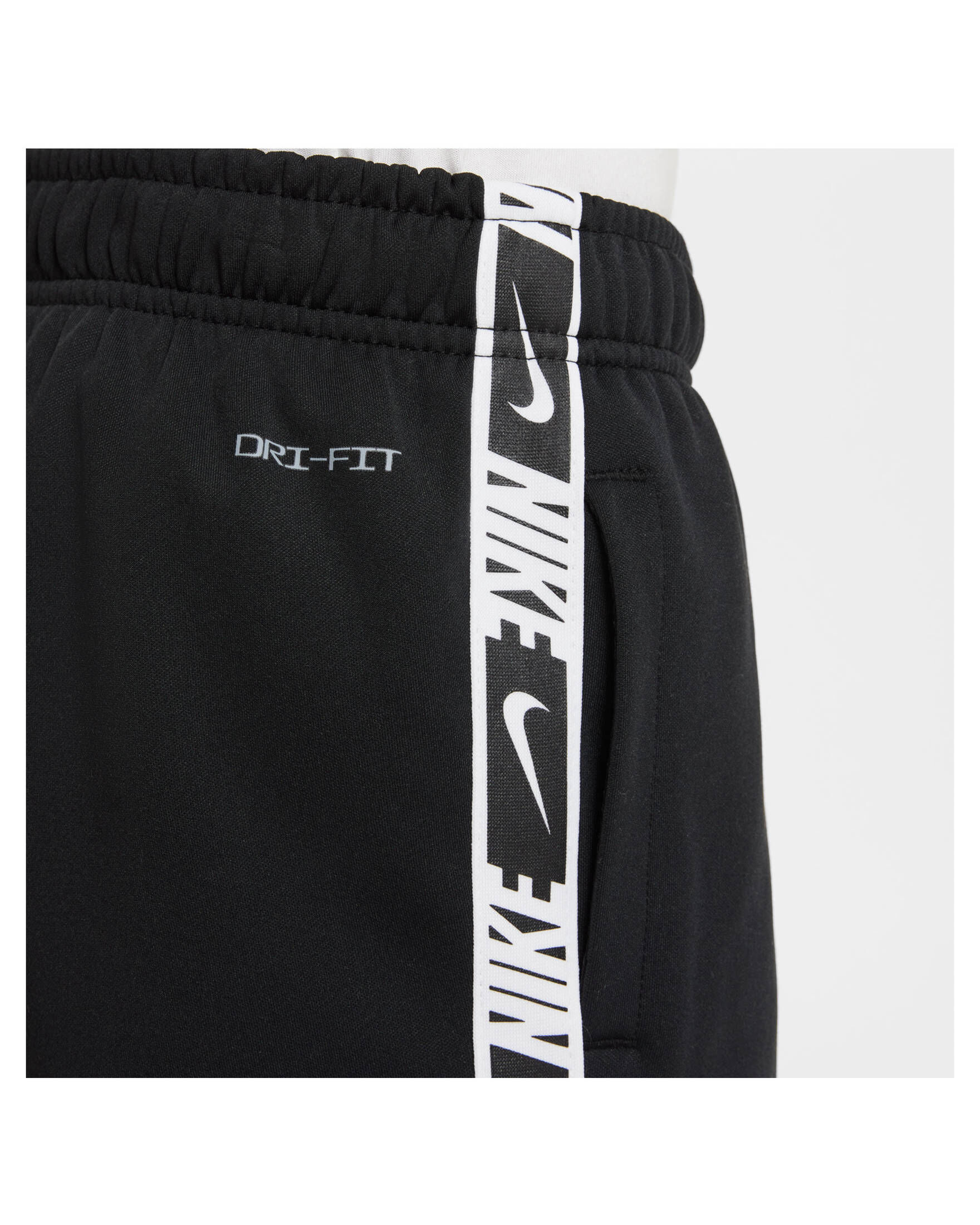 Nike Sportswear| Jungen Sweatshorts REPEAT