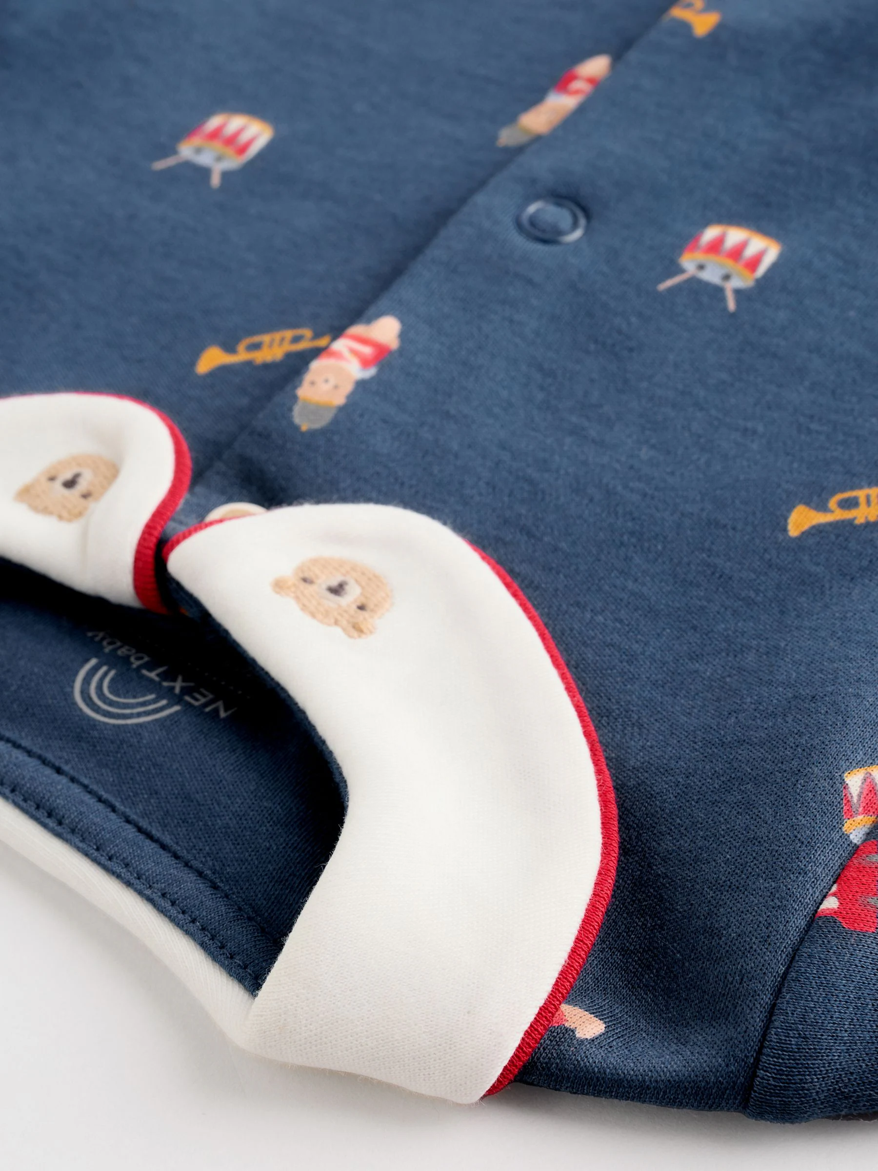 Rood met beer - Verpakking van 3 babypyjama's (0-2jr)