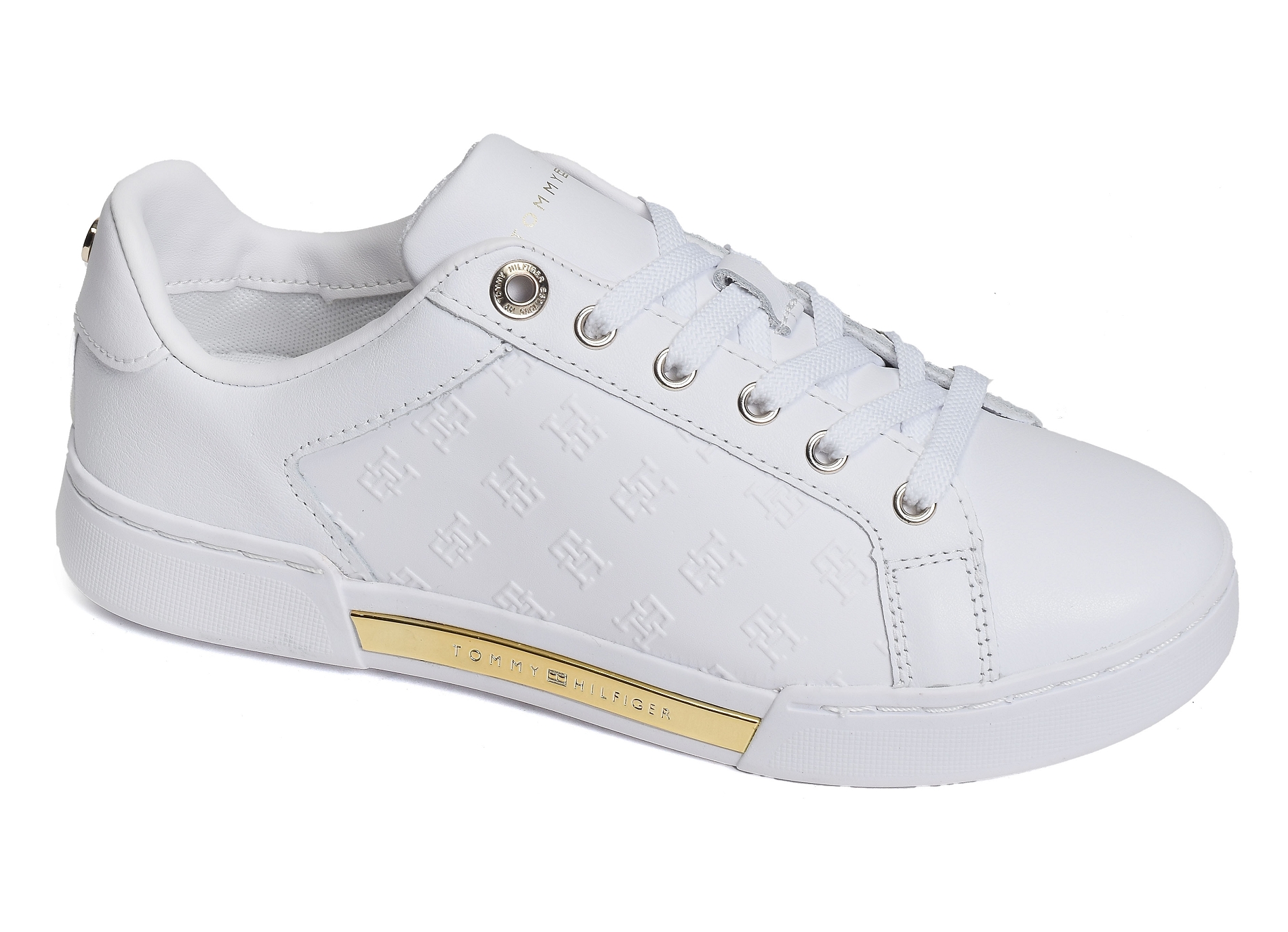 Embossed monogram sneaker 6735 blanc