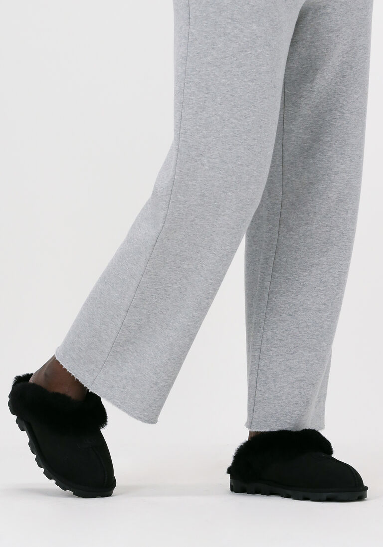 UGG zwarte ugg pantoffels w coquette