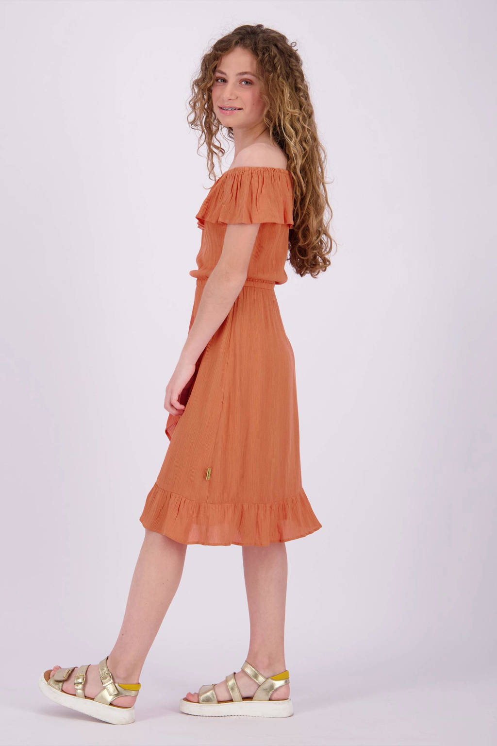 Vingino off shoulder jurk Peninah terra