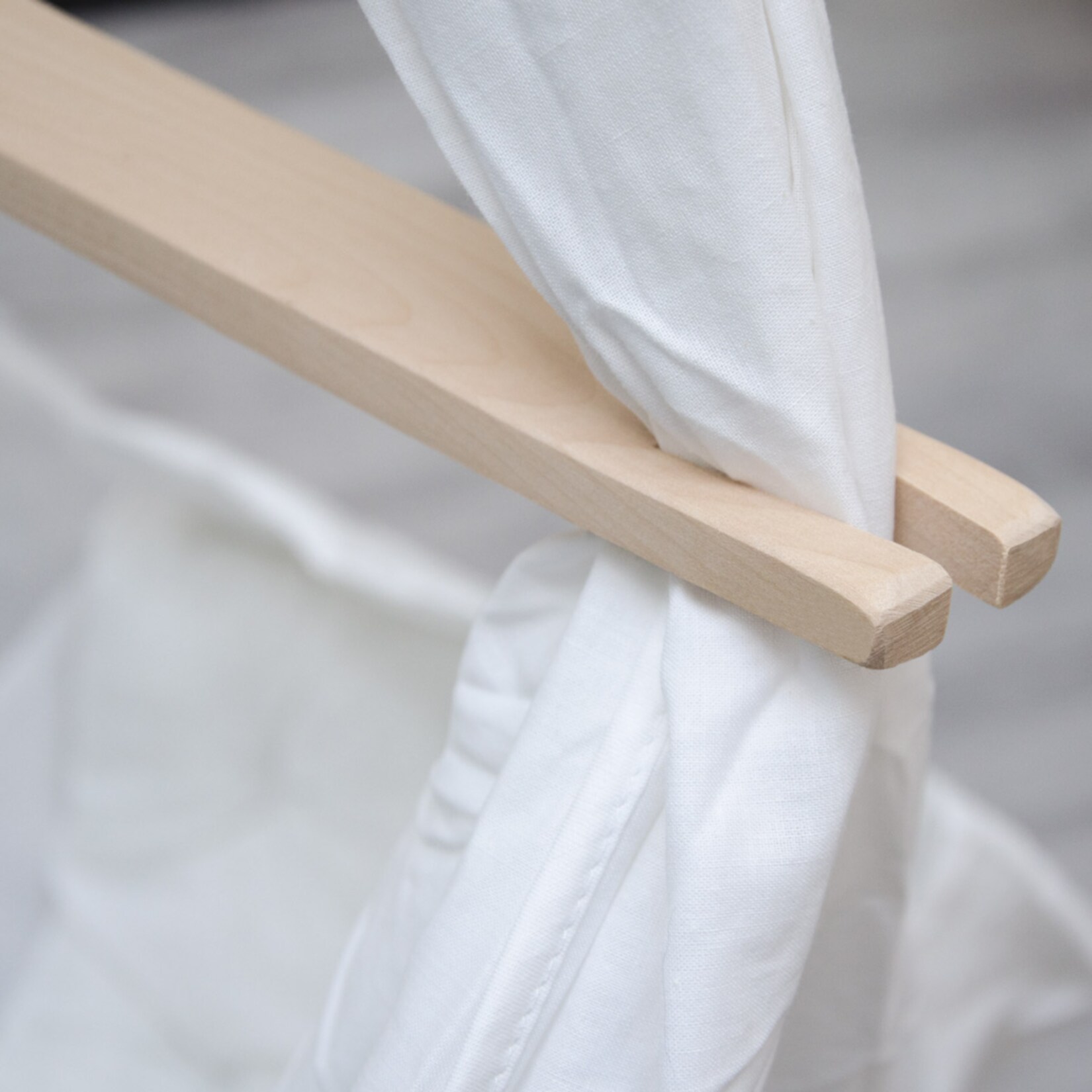 Babyhängematte Baby-Feder-Wiege mit Spreizstab | 100% Baumwolle Naturstoff | Kinderhängematte Hängew
