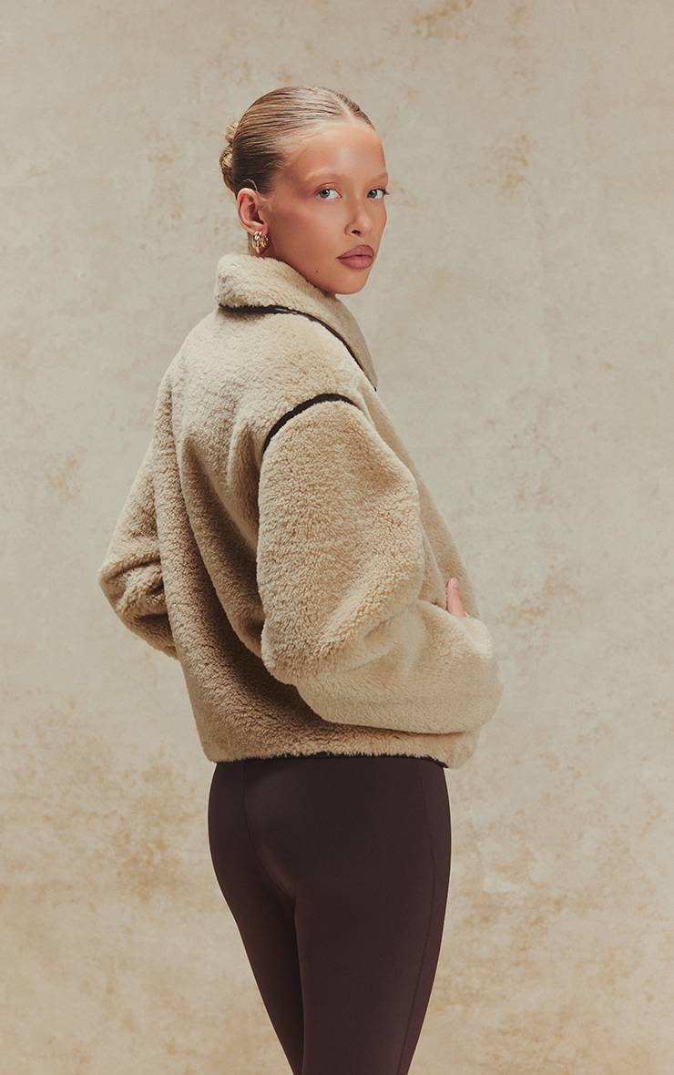 Beige Manteau Court En Synthétique