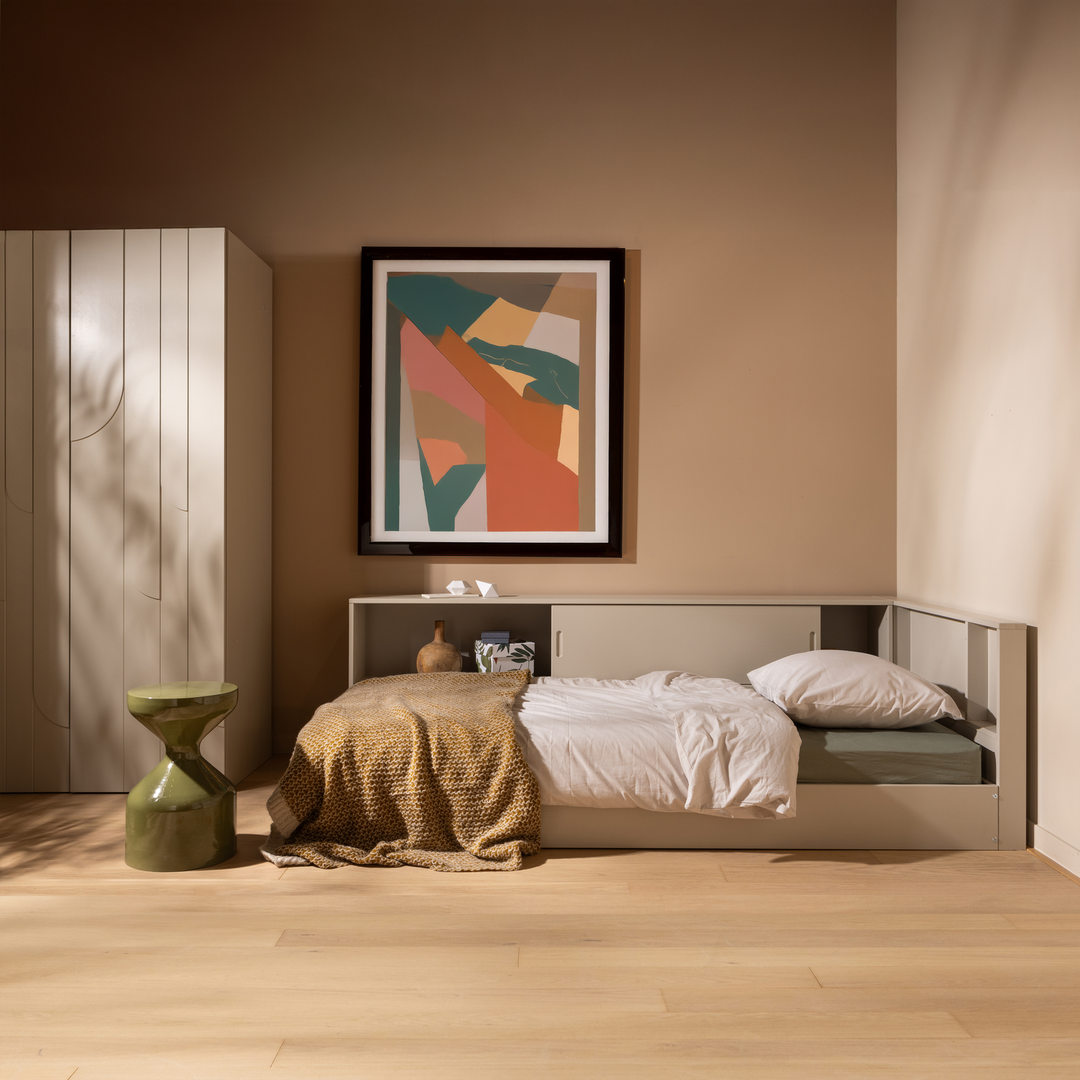 WOOOD   Carter Hoek Bed