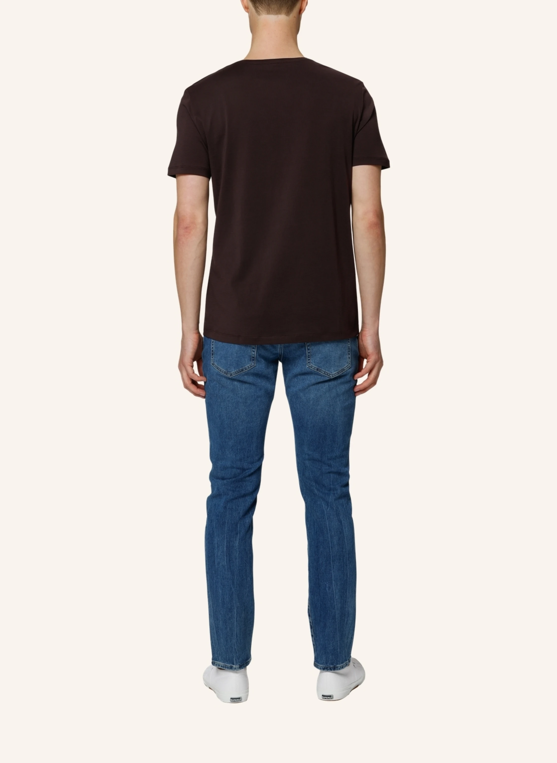 TRUSTED HANDWORK V Neck 1/2-Sleeve T-Shirt