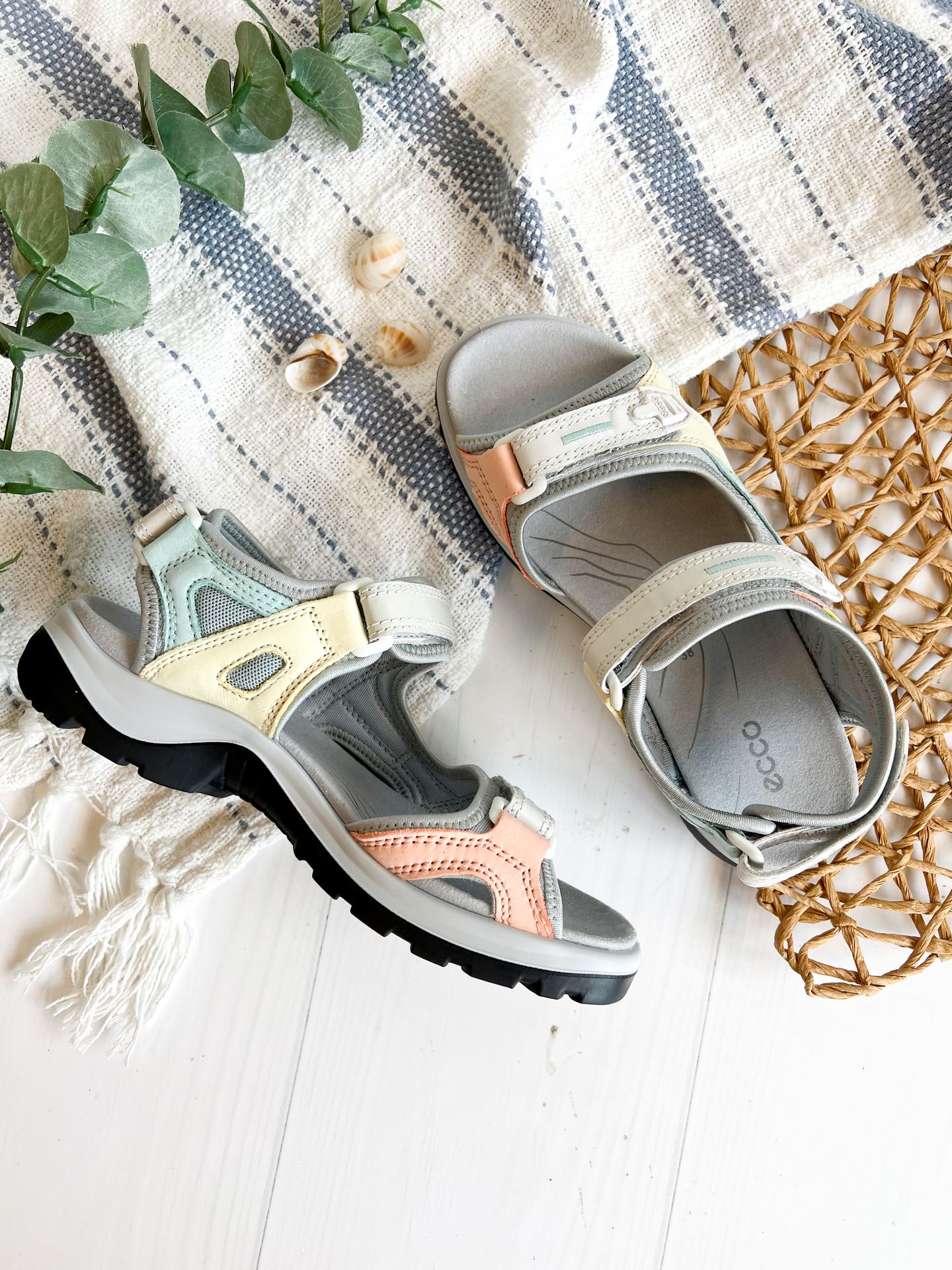 Offroad Flat Sandals
