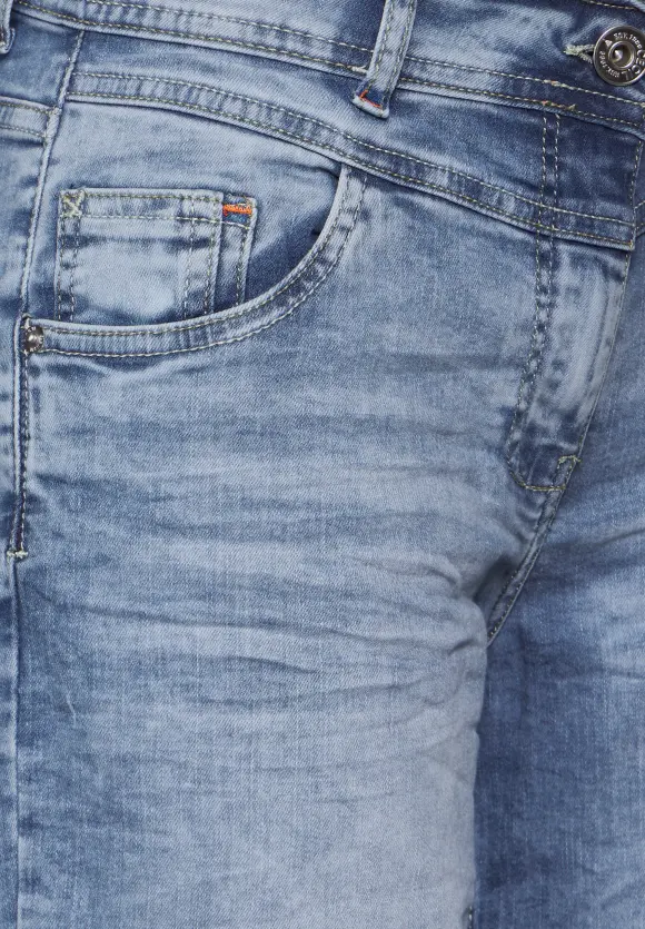 Loose Fit Jeans - light blue washed
