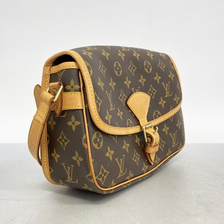 Louis Vuitton Vintage Louis Vuitton Sologne Brown