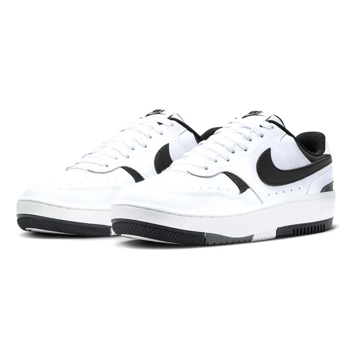 Nike Gamma Force Sneakers Dames