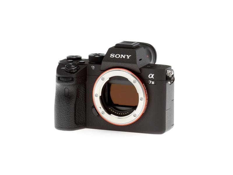 Sony Fotokamera Alpha 7 III Kit 24-105 f/4 G OSS Systemkamera mit 35-mm-Vollformatbildsensor