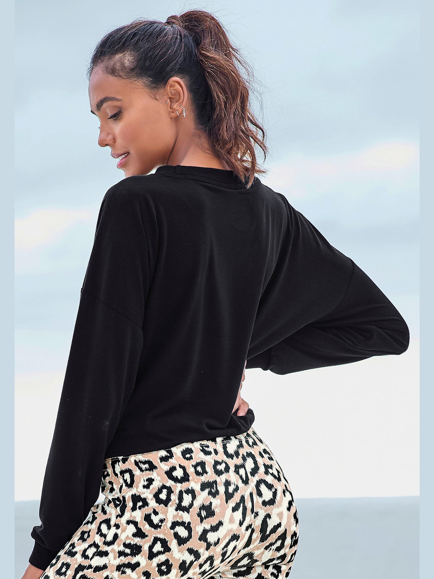 Haut de pyjama t-shirt de nuit confortable, poche plaquée