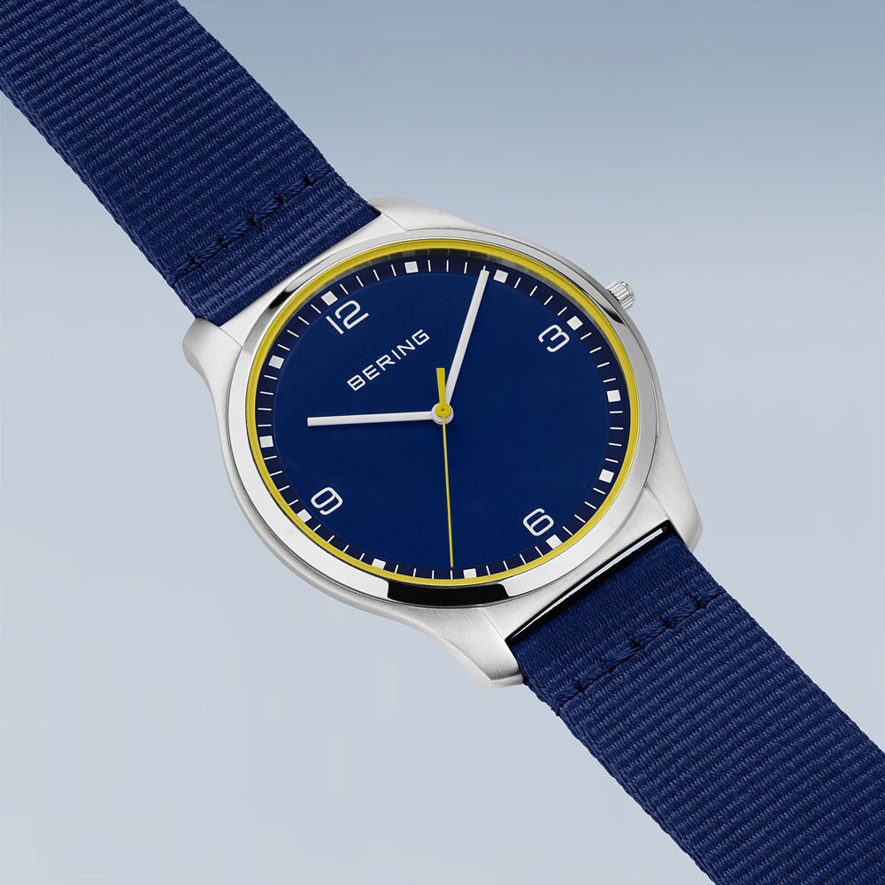 Bering Herrenarmbanduhr 18342-507