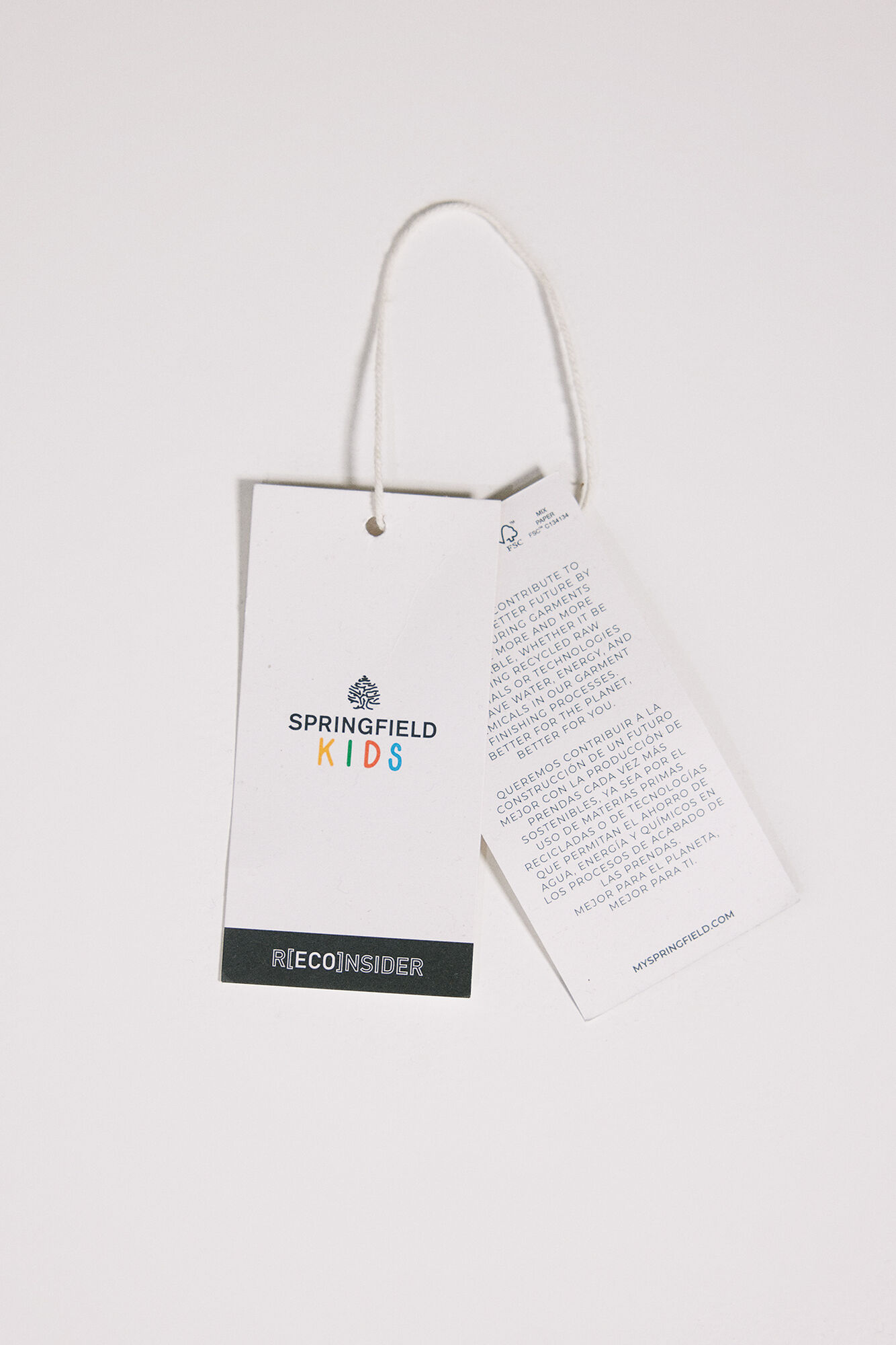 Camiseta infantil com micro listras