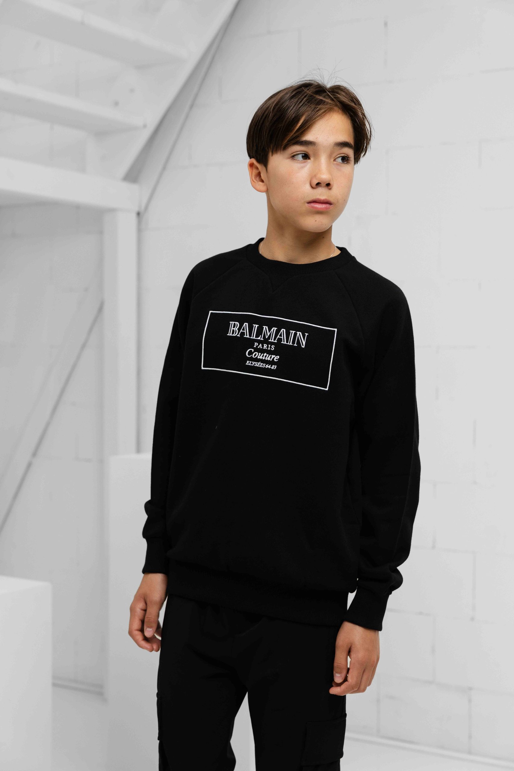 Balmain BX4P80 Sweater Kids Zwart