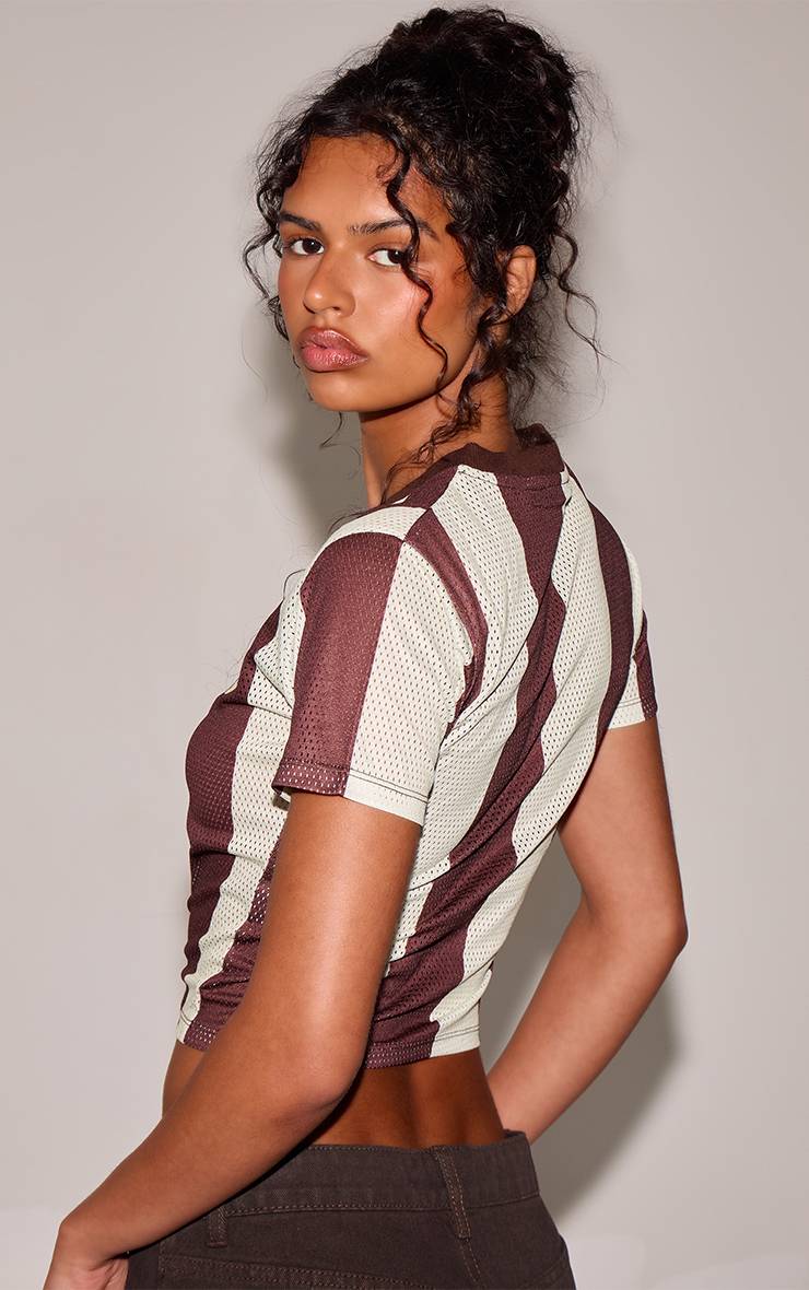 Marron Maillot De Football Court À Manches Courtes À Rayures Chocolat