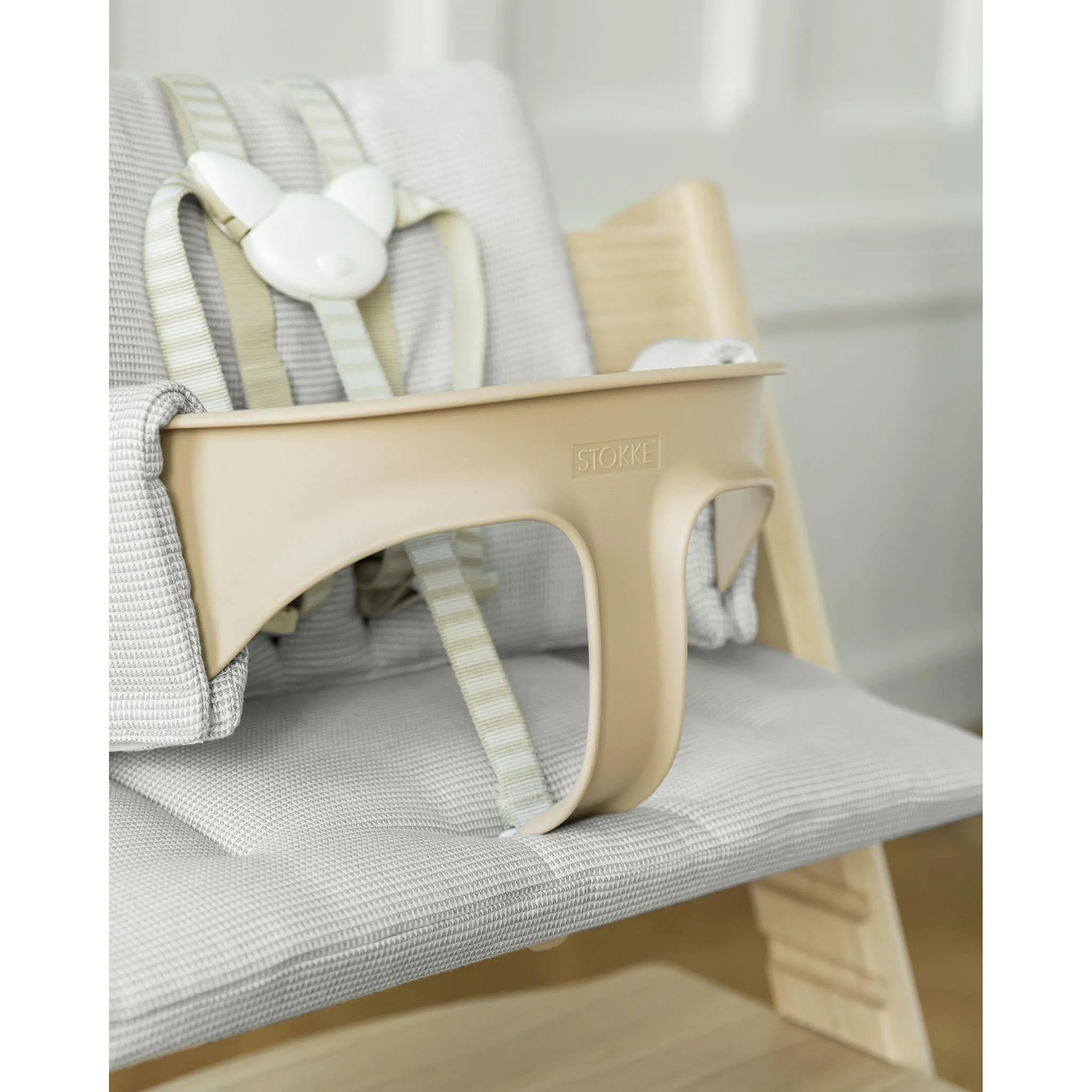Stokke Chaise Haute Tripp Trapp® + Coussin avec Cabaret Tripp Trapp® - Naturel C