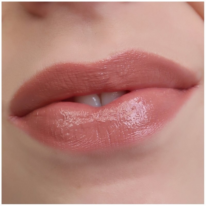 Sandstone Intense Care Lipstick 3,5 ml - 49 Soft Touch