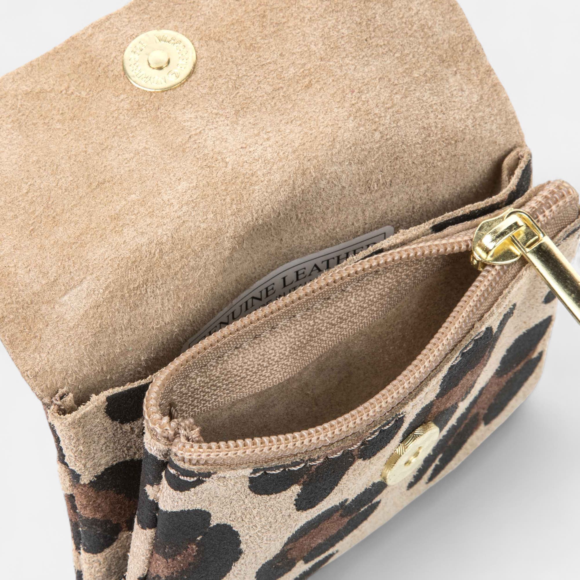 Petite maroquinerie en cuir beige