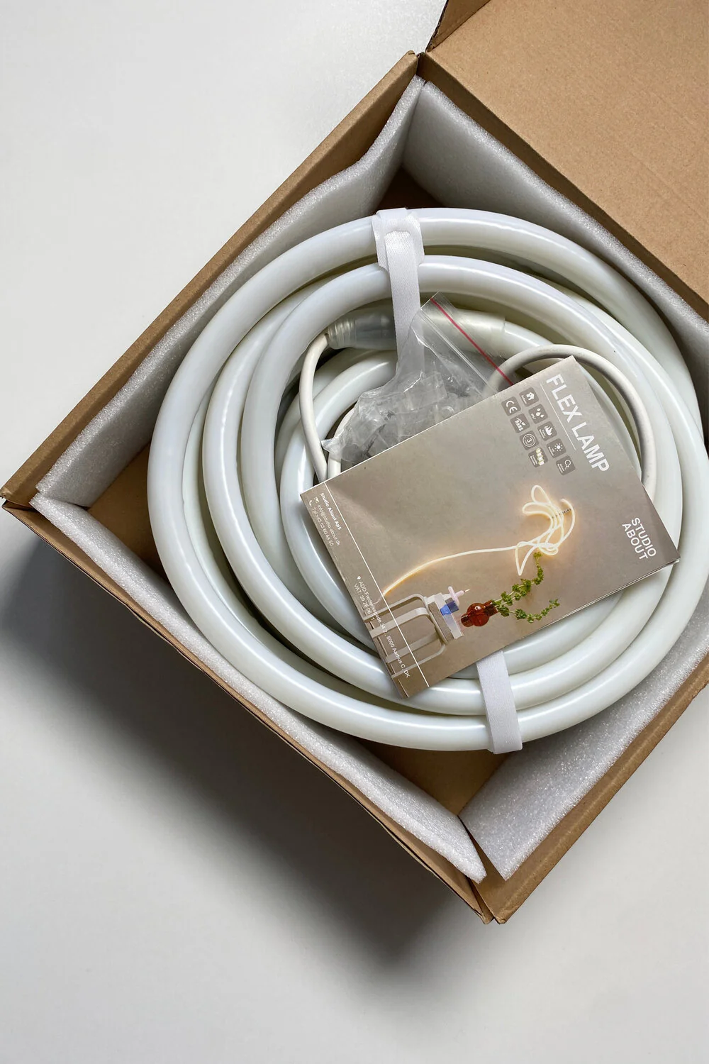 Studio About  Flex tube lyskæde - Warm White