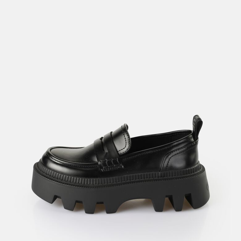 Flora Loafer