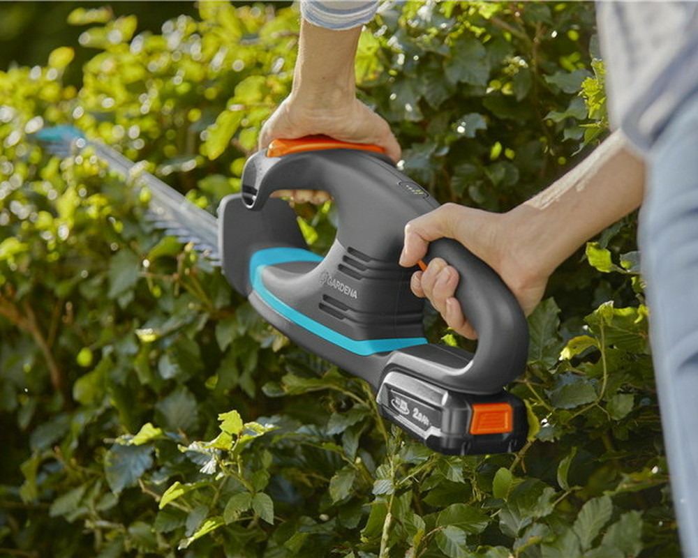 Taille-haies easycut 40/18v p4a avec batterie - lame 40 cm