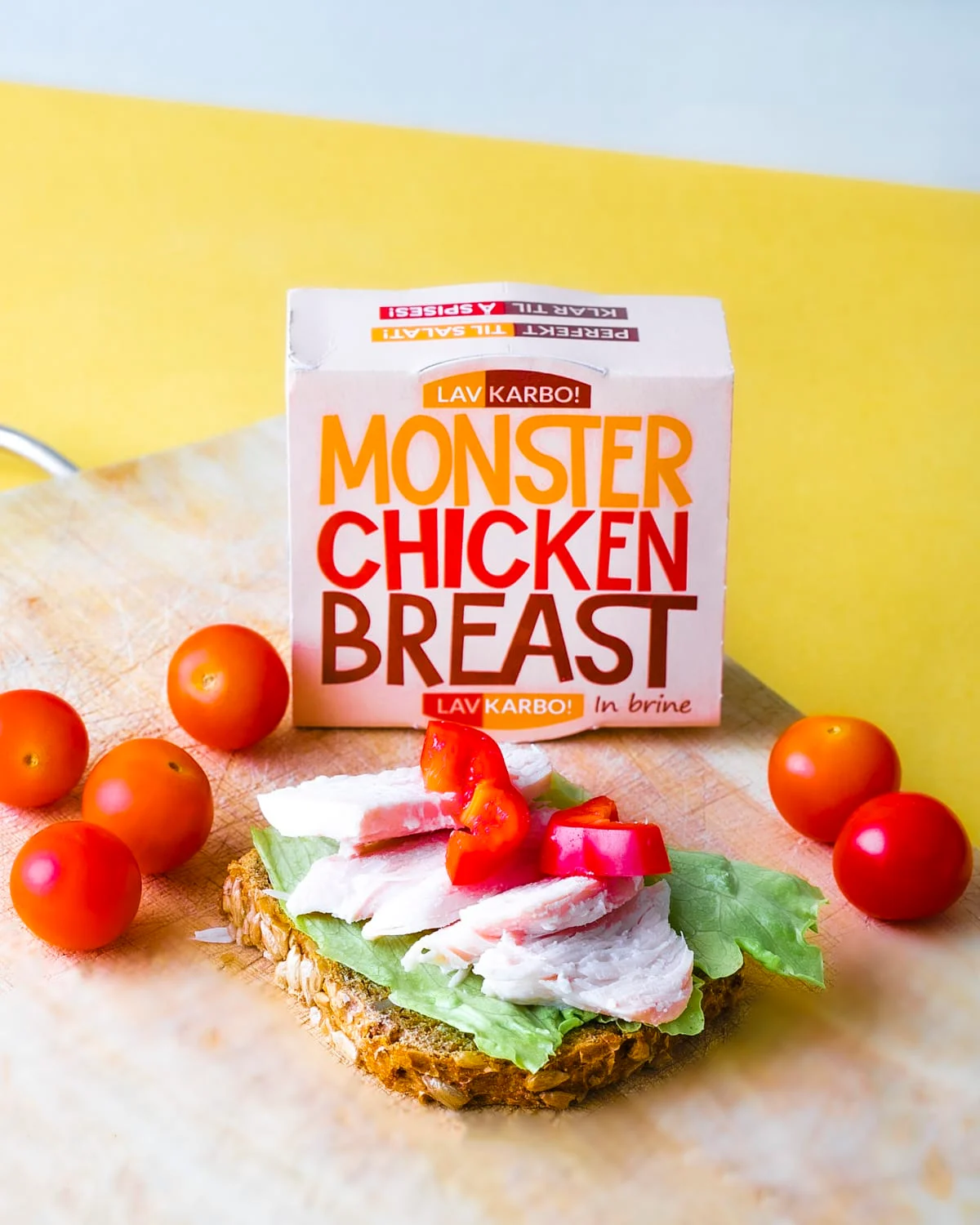 Monster Canned Chicken 5x155g - FEMPAKNING - DATODEAL