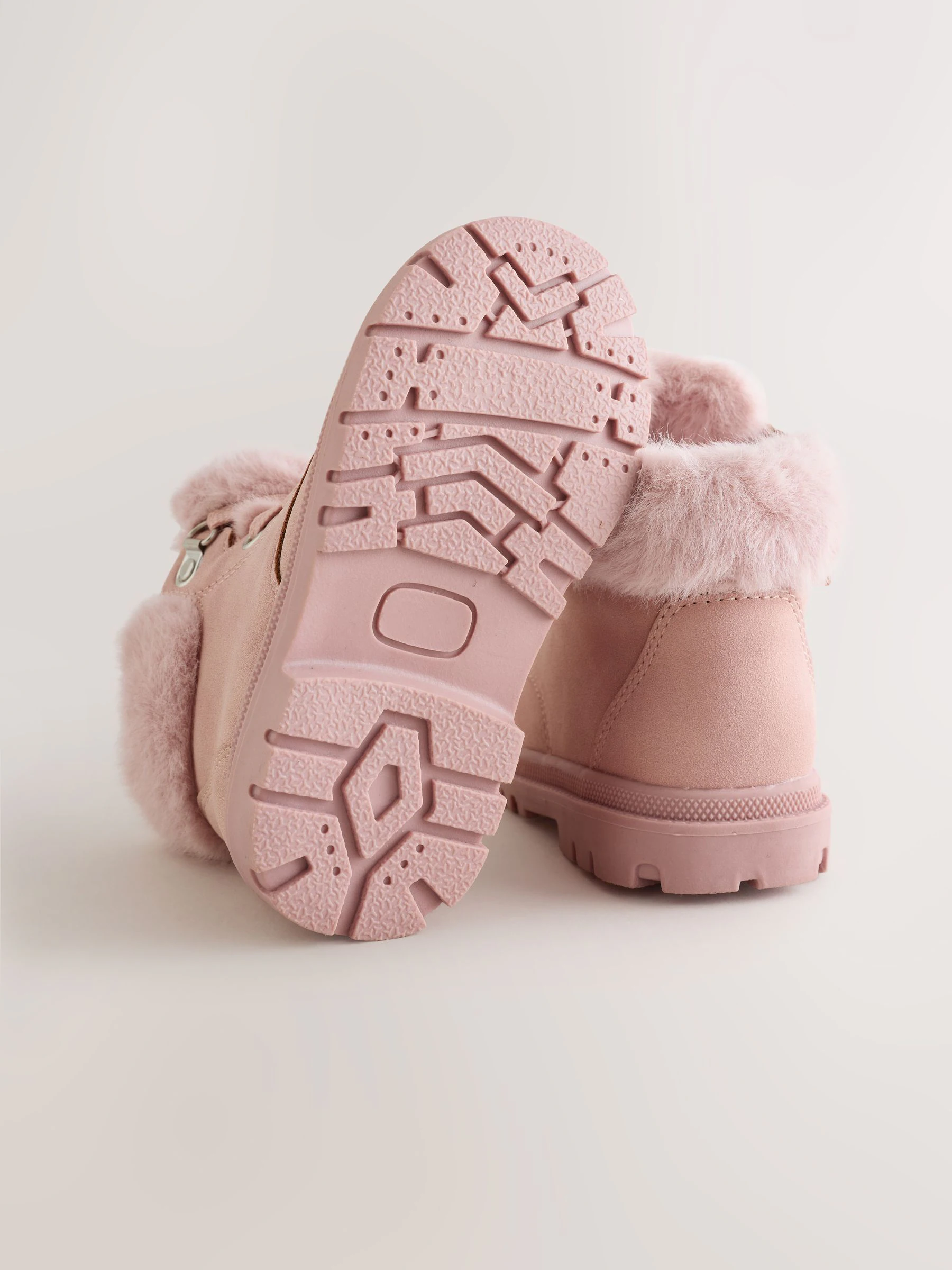 Roze - Veterlaarzen met imitatiebontvoering